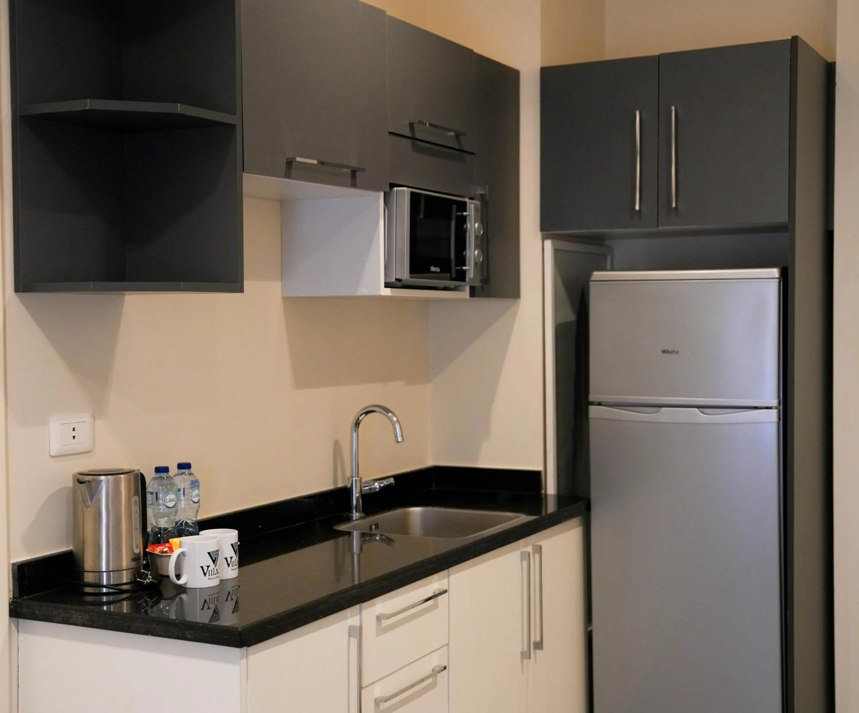 Coffee/tea facilities in Villa 55