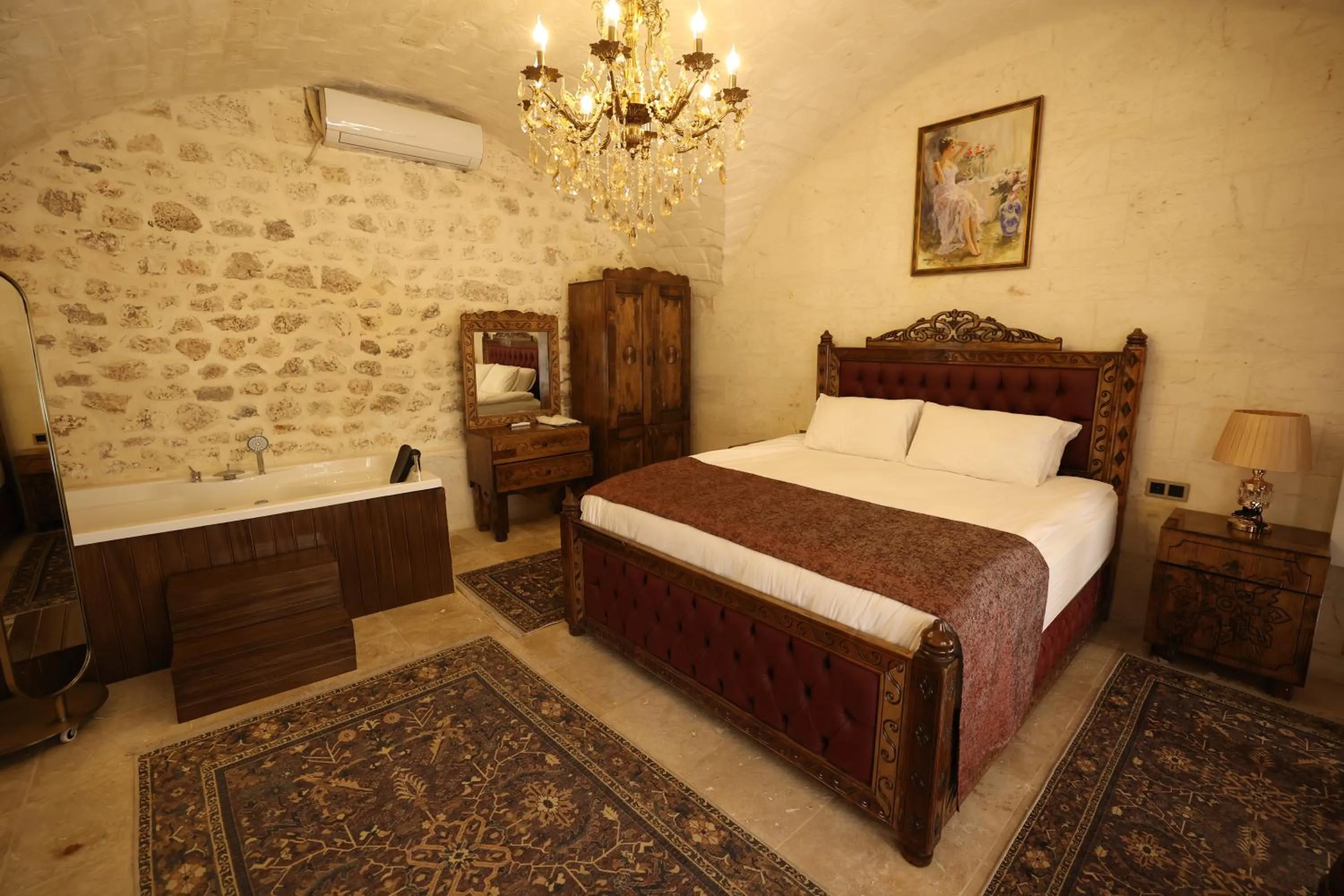 Photo of the whole room, Bed in Tessera Hotel