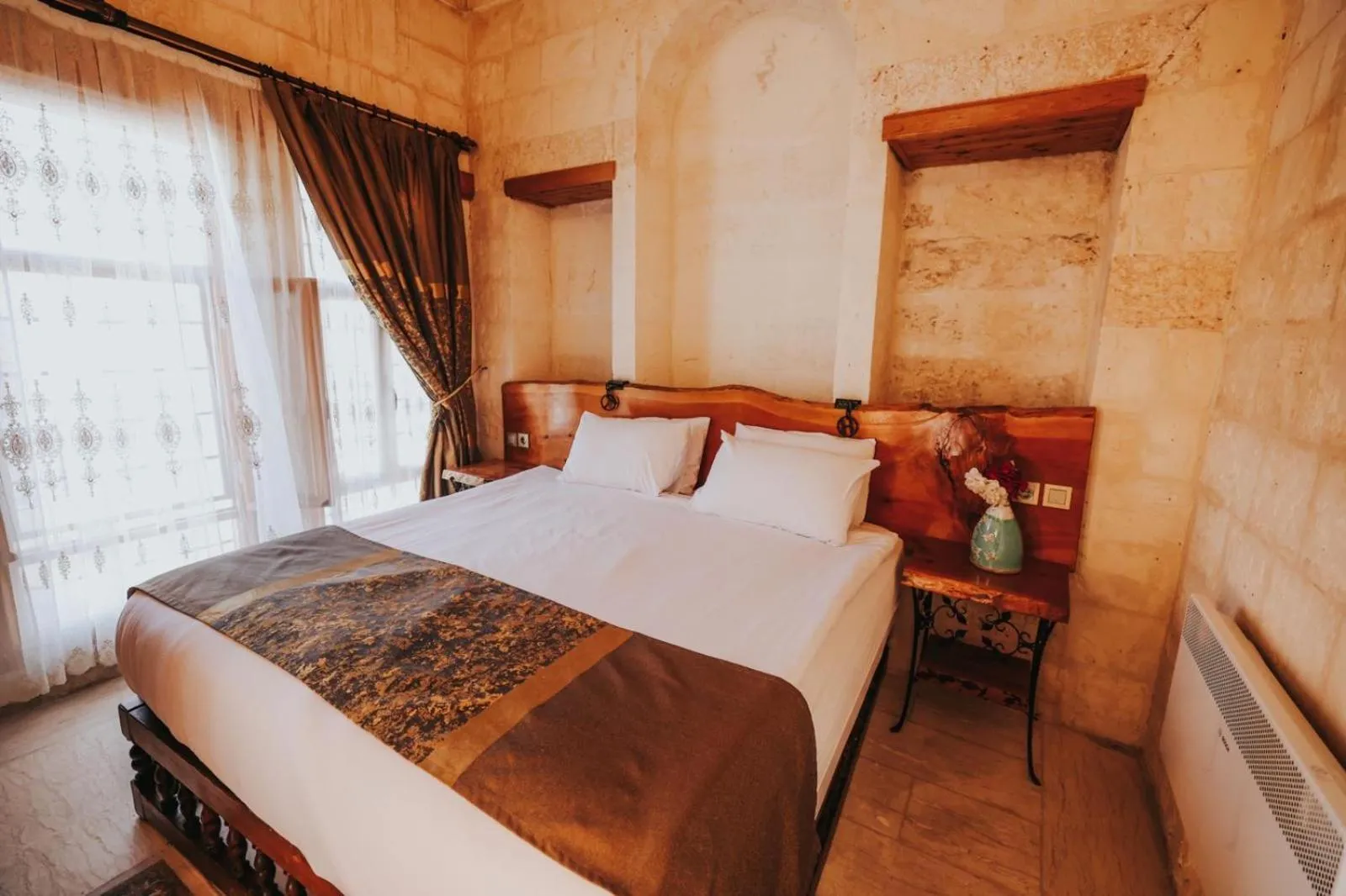 Bedroom, Bed in Tessera Hotel