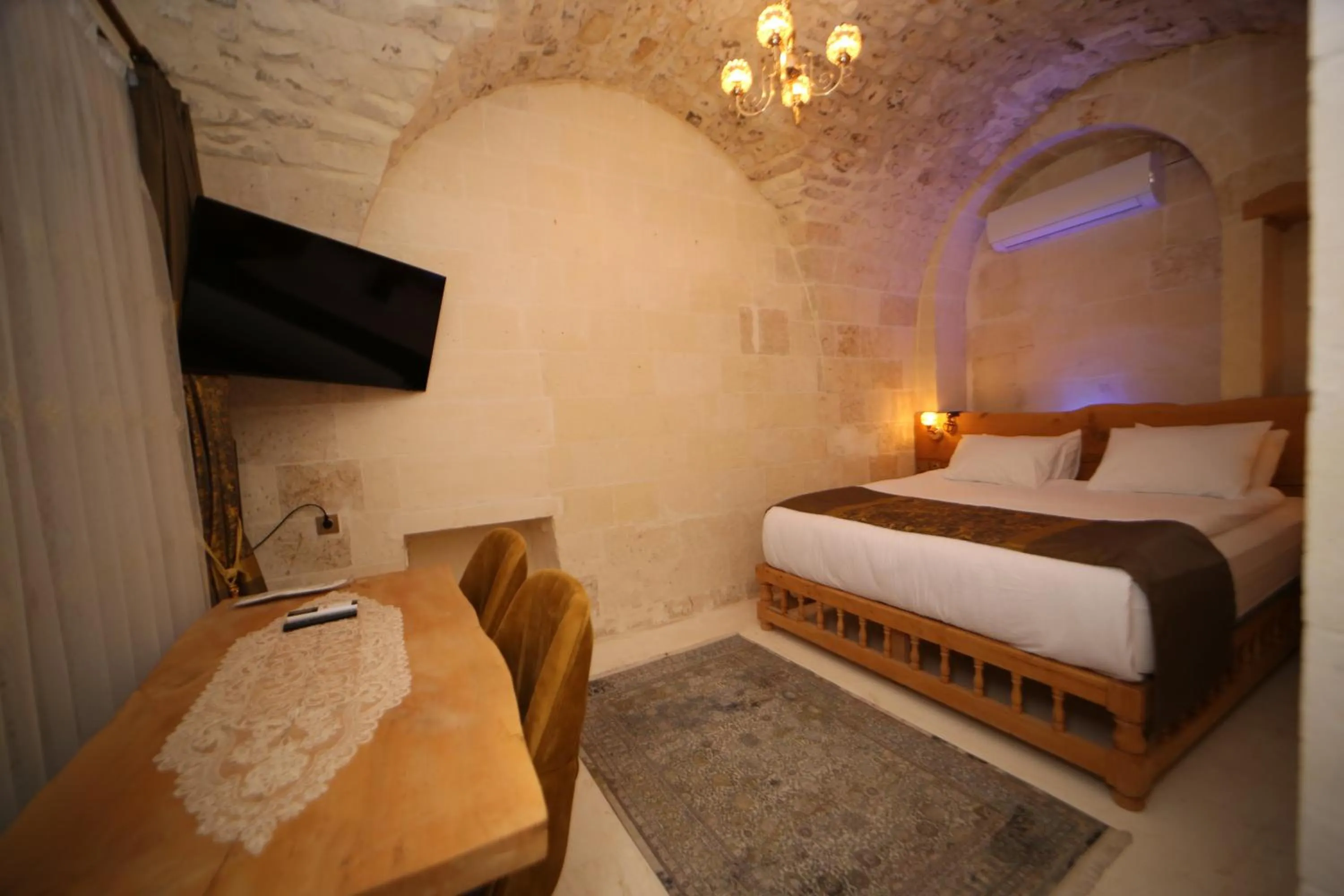 Bedroom, Bed in Tessera Hotel