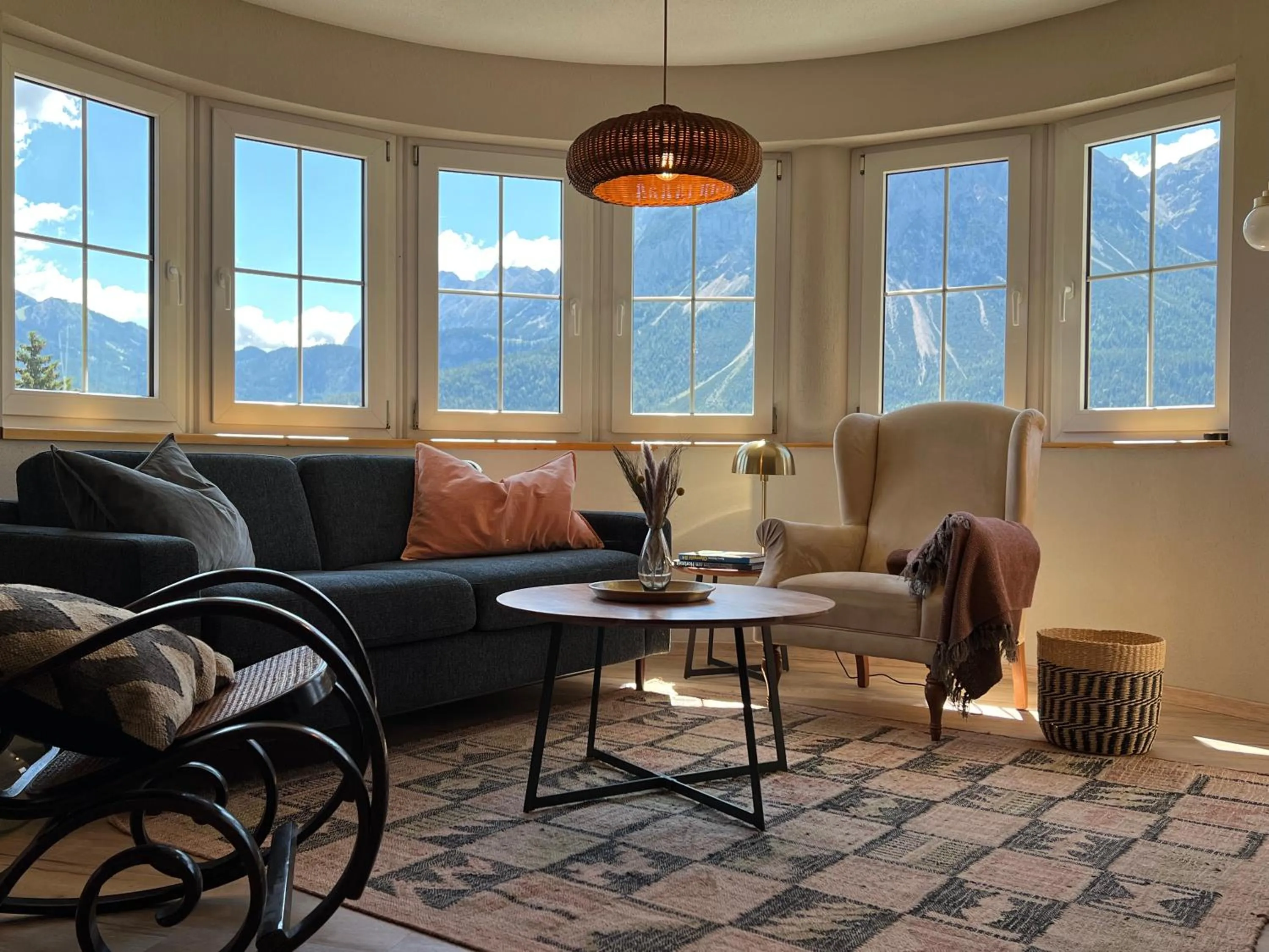 Living room in Boutique Hotel Bellevue Lermoos