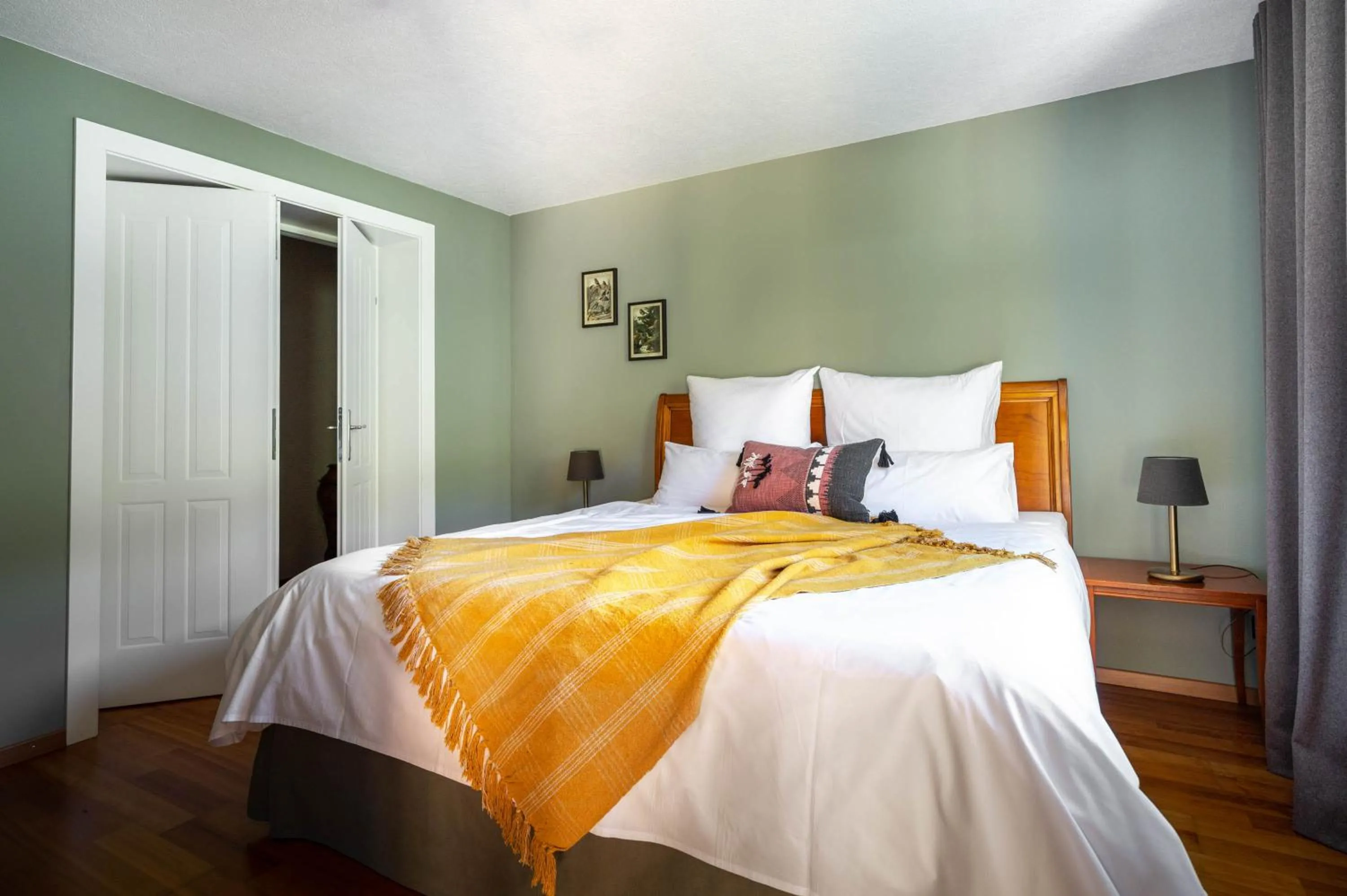 Bed in Boutique Hotel Bellevue Lermoos