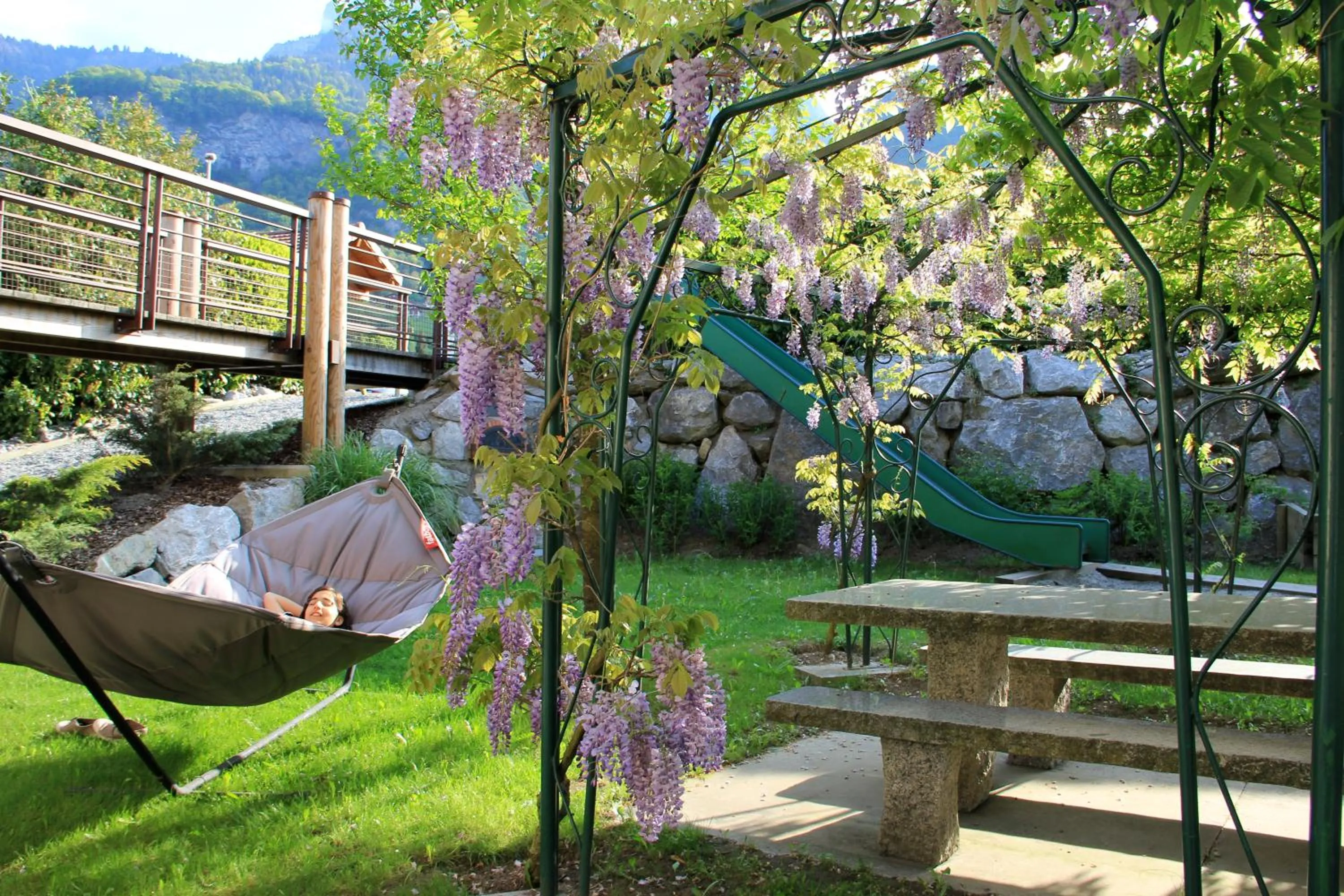 Garden in Best Western Plus Pays du Mont Blanc