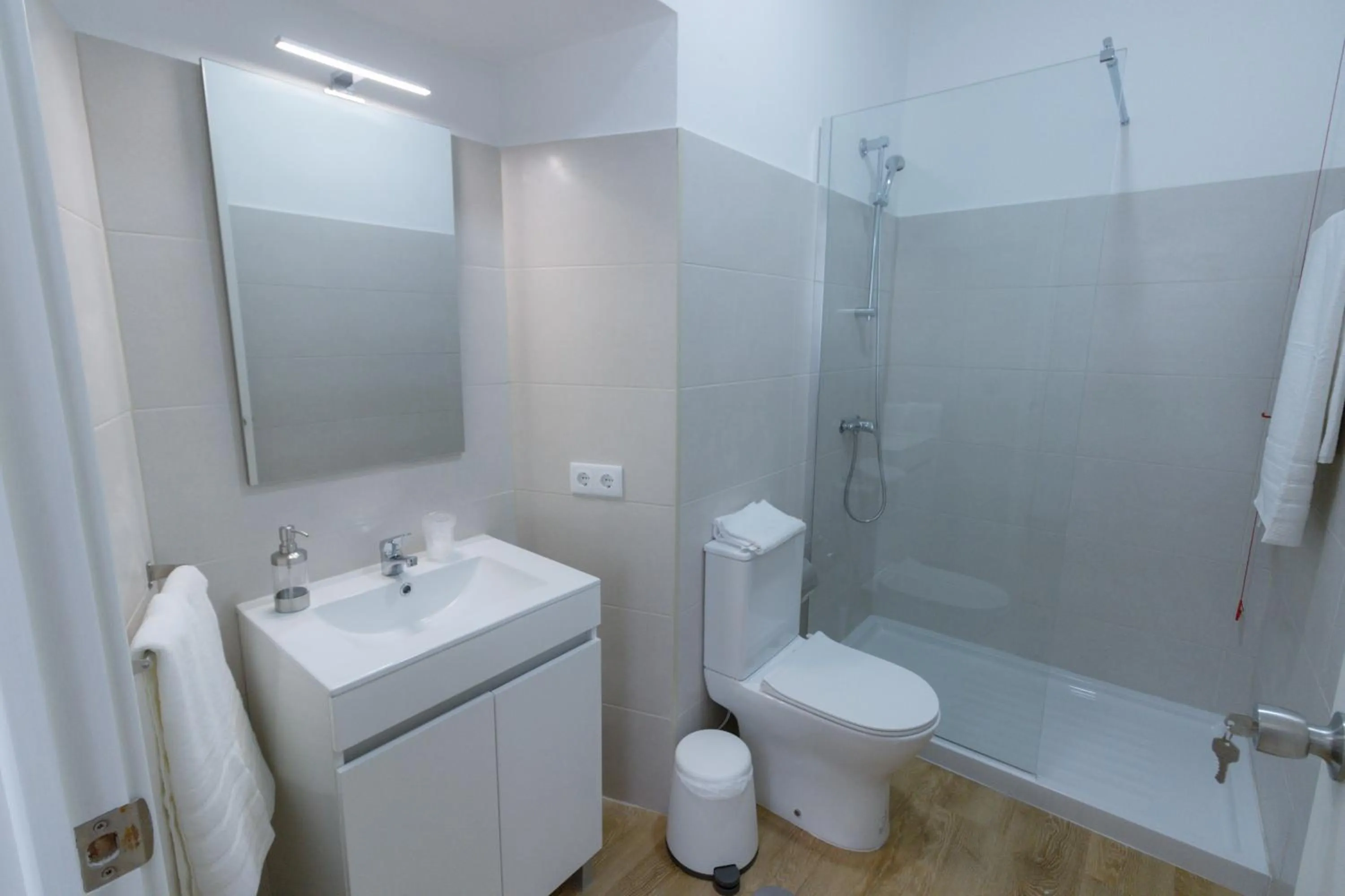Shower in Lagoa Hostel & Suites