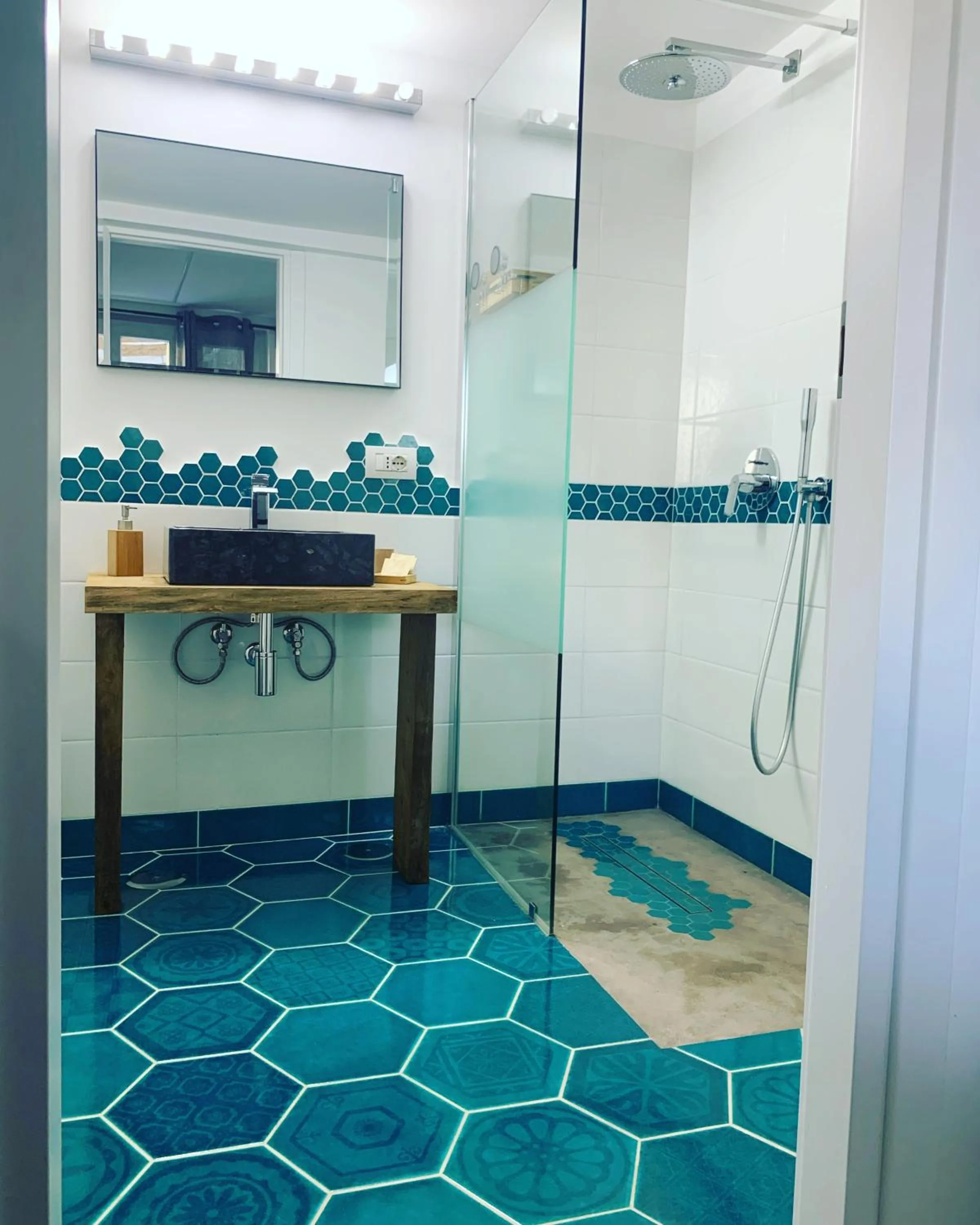 Shower in Numero20 B&B