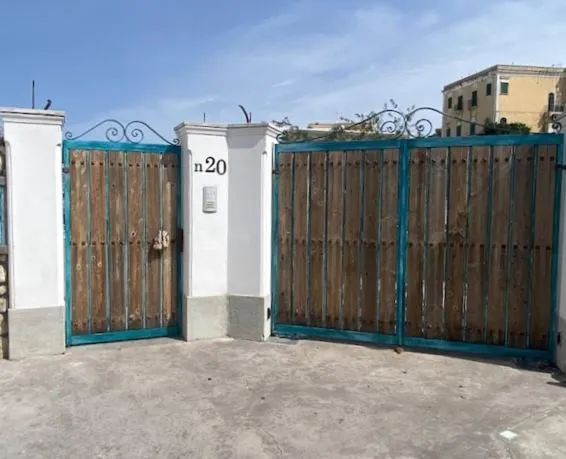 Property building in Numero20 B&B