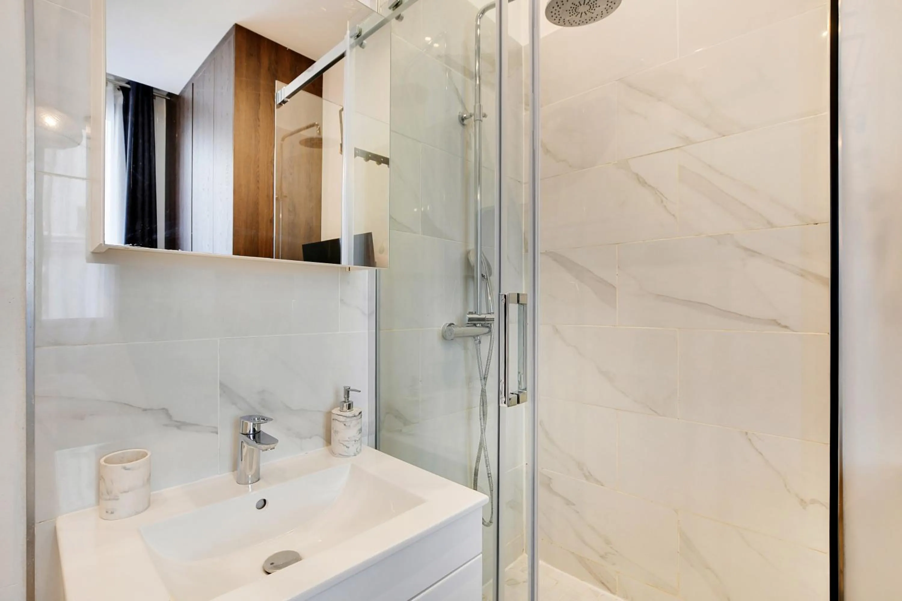 Shower in Pick A Flat's Apartment in Reuilly-Diderot - Rue Claude Tillier