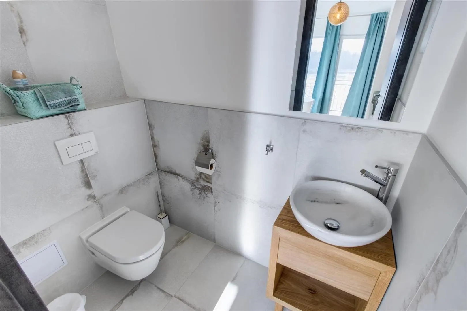 Toilet in Duna P'Art Panzió