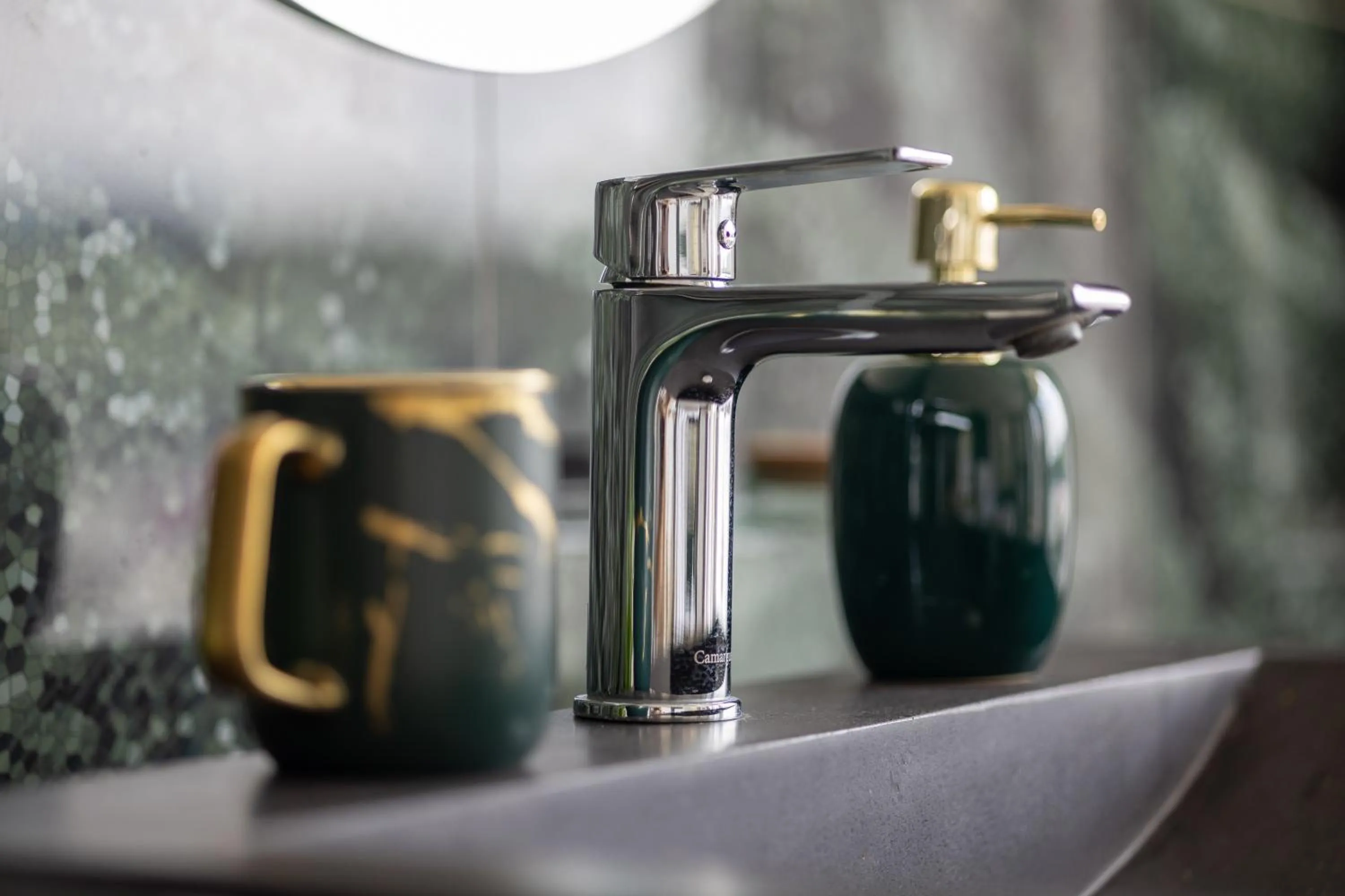 Toilet in Duna P'Art Panzió