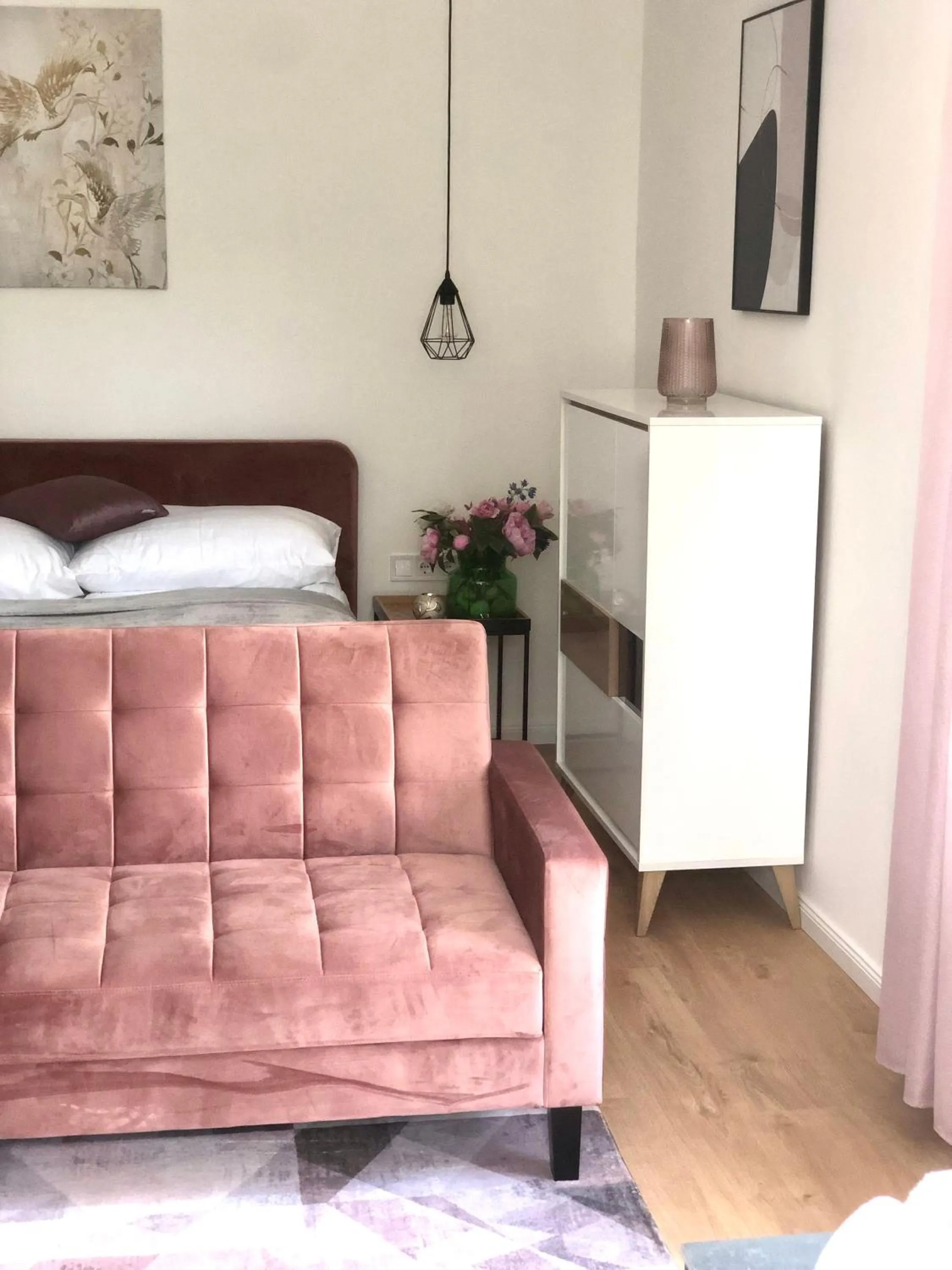 Photo of the whole room in Duna P'Art Panzió