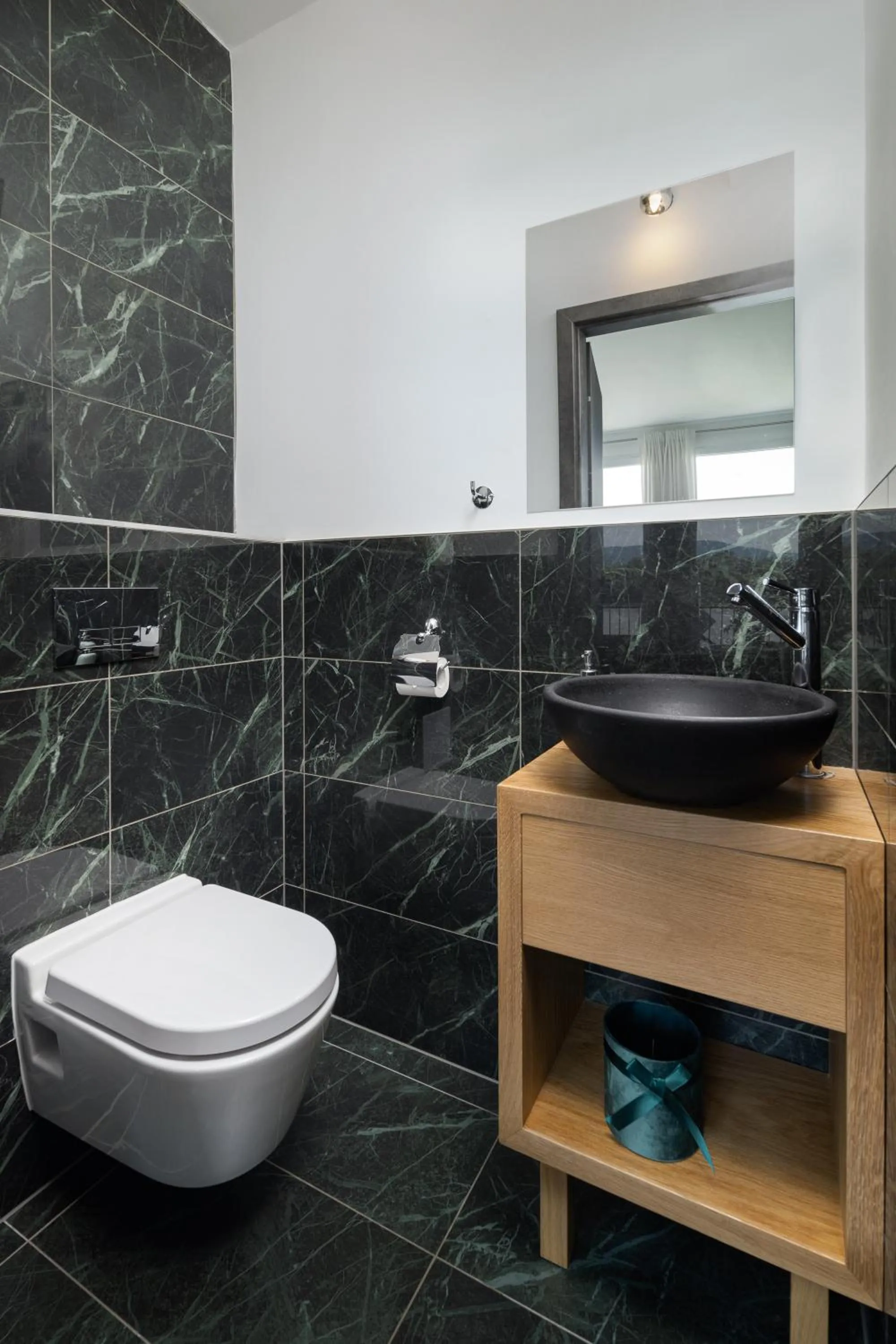 Toilet in Duna P'Art Panzió