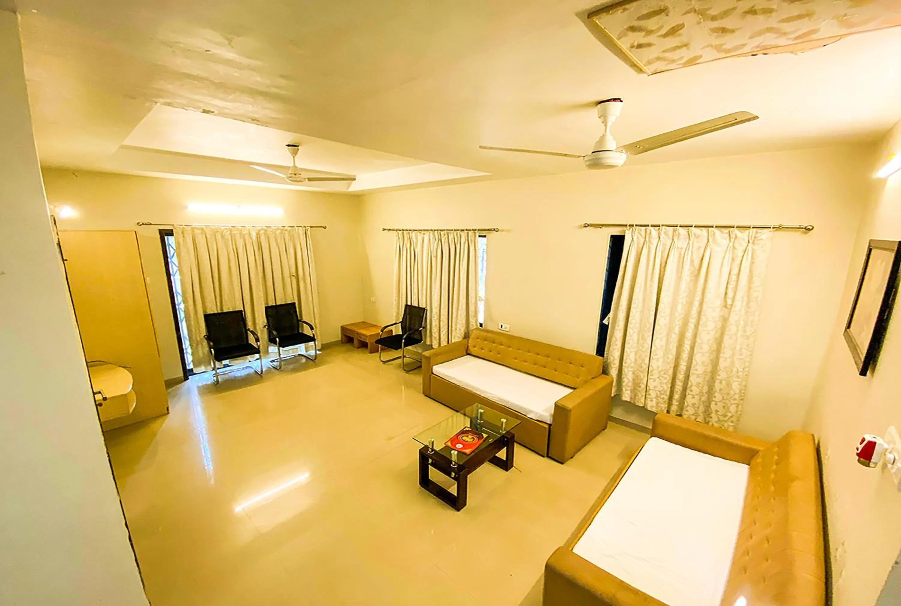 Living room in Aron Resort Lonavala - Near Old Mumbai Pune Highway