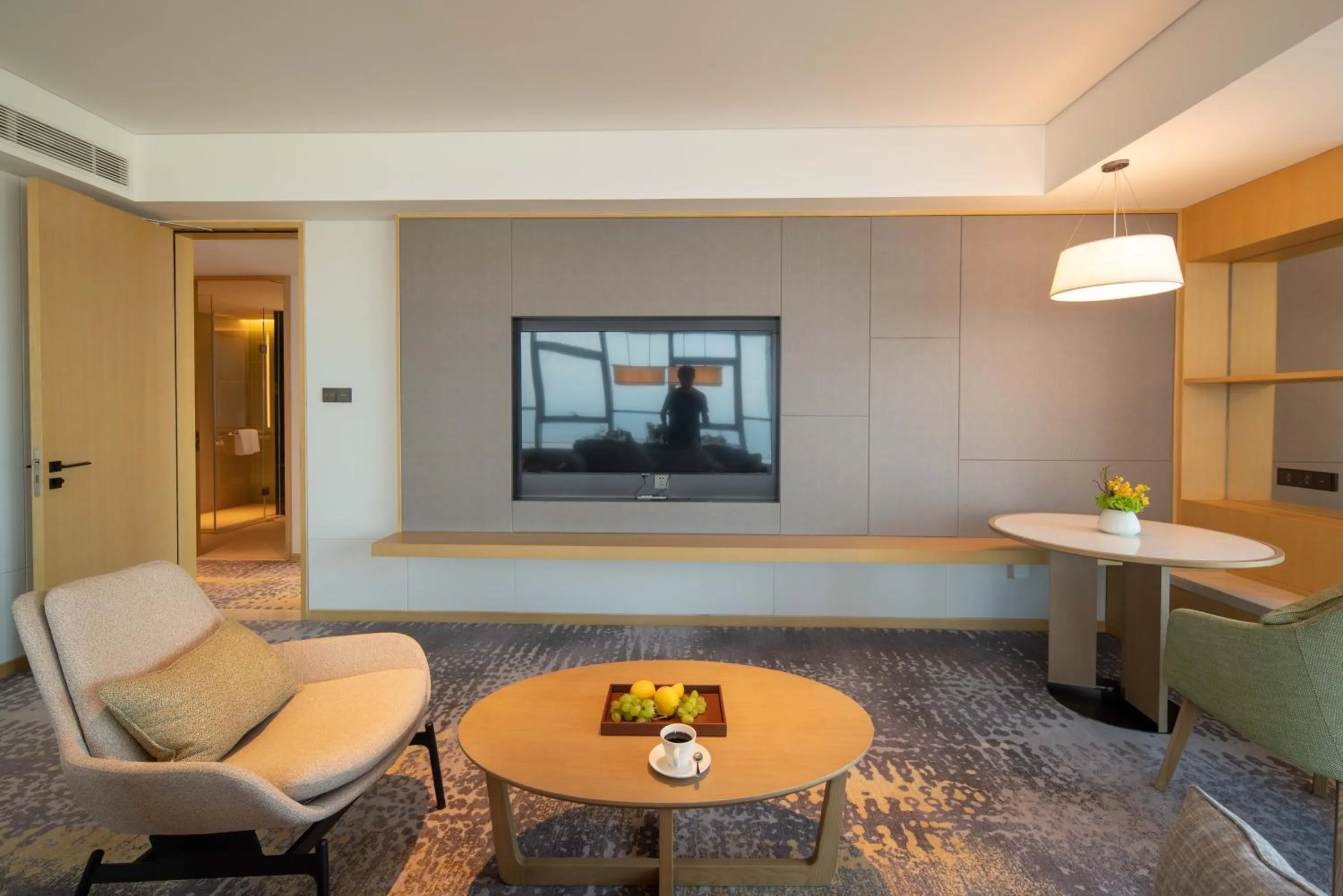 Holiday Inn Qinhuangdao Haigang