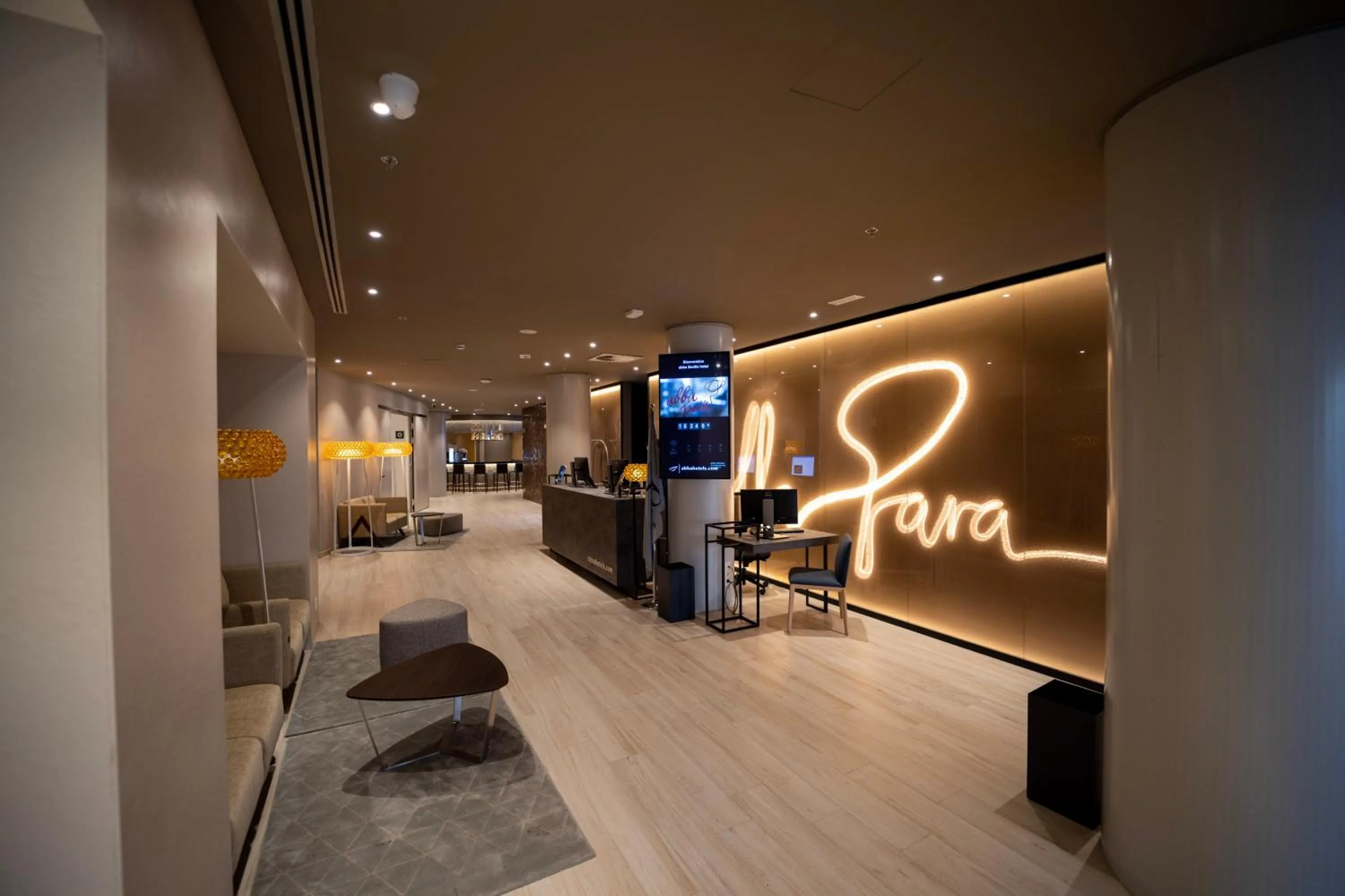 Lobby or reception in abba Sevilla