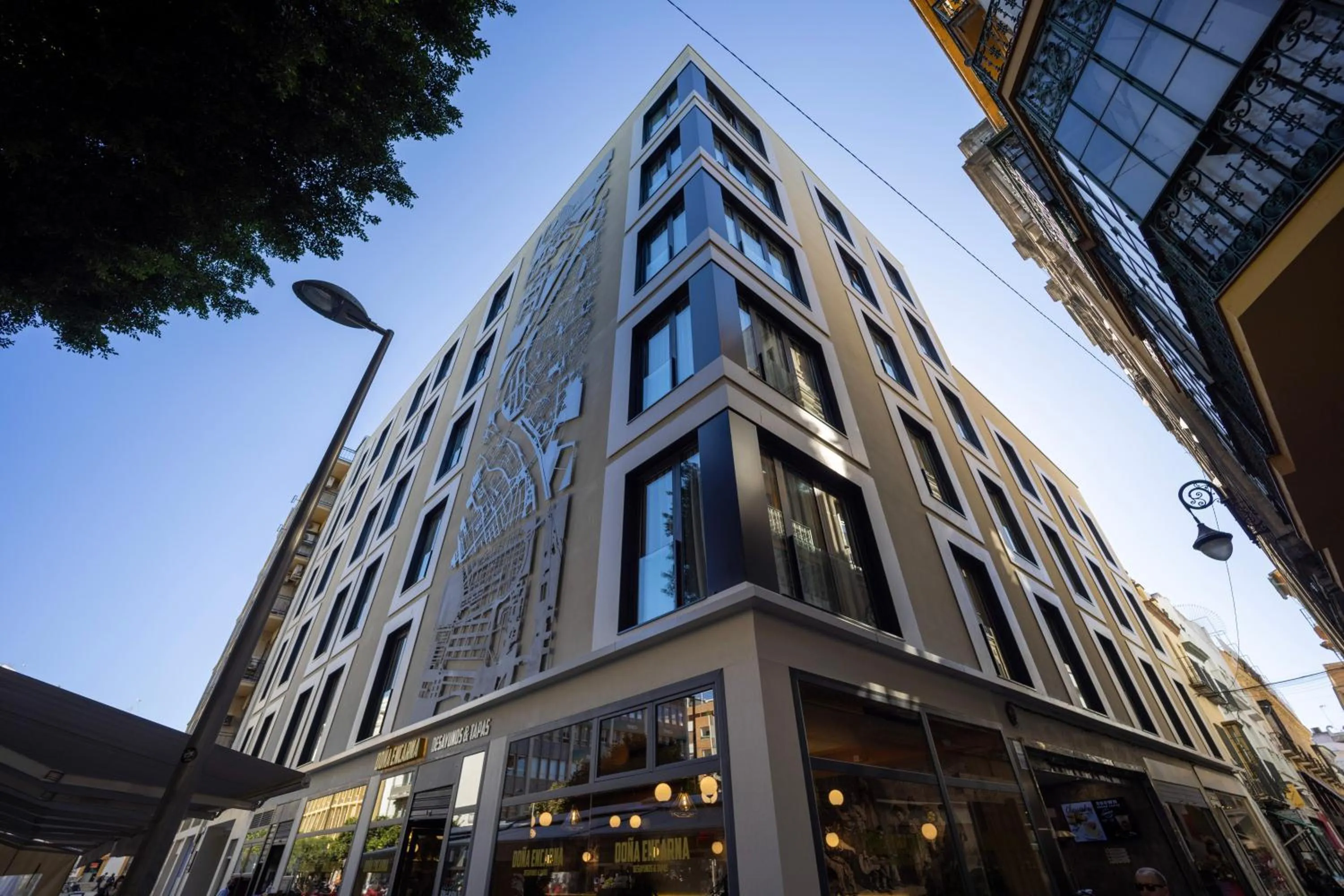 Property building in abba Sevilla