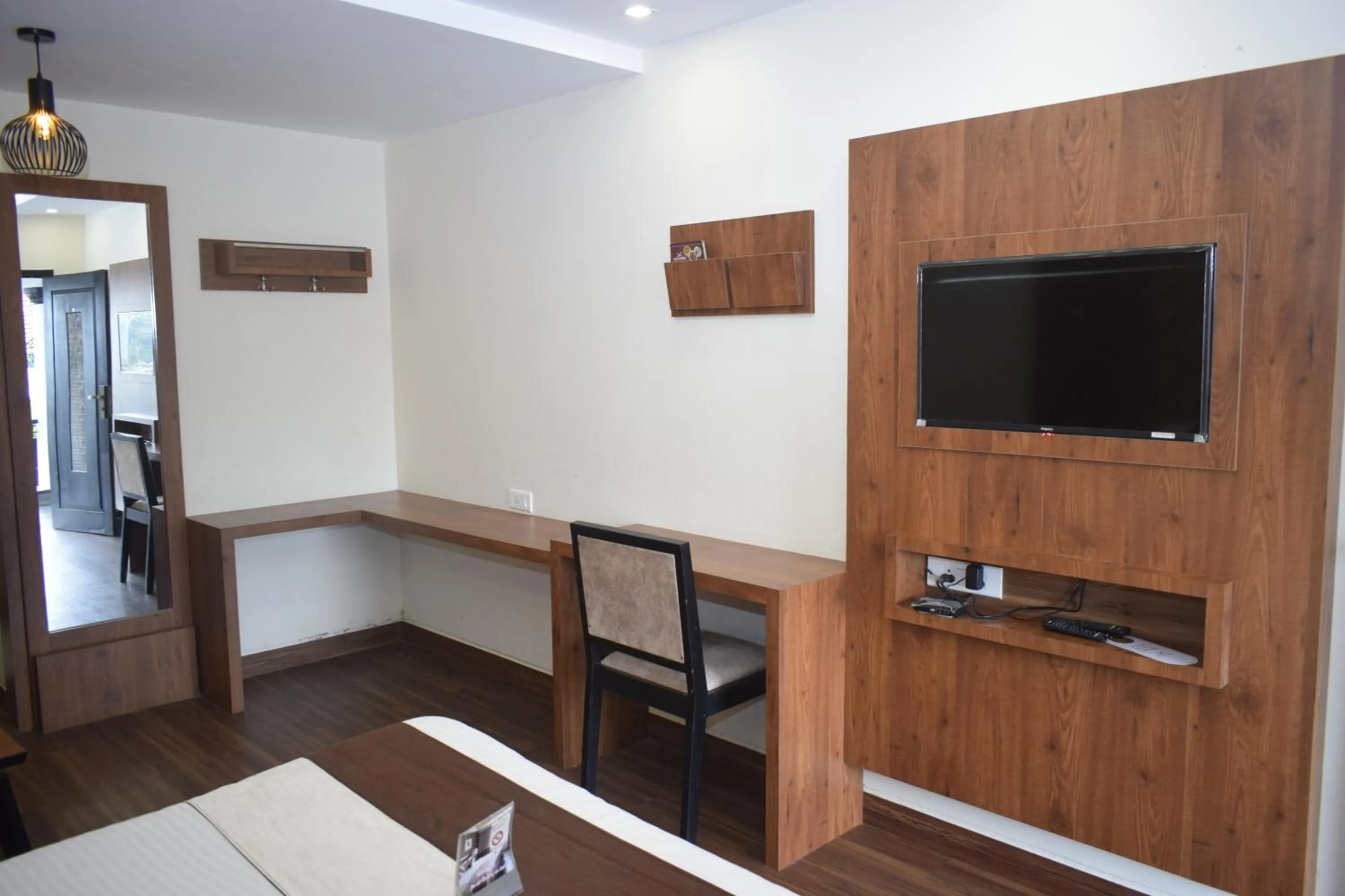 TV and multimedia in Hotel Apple Valley