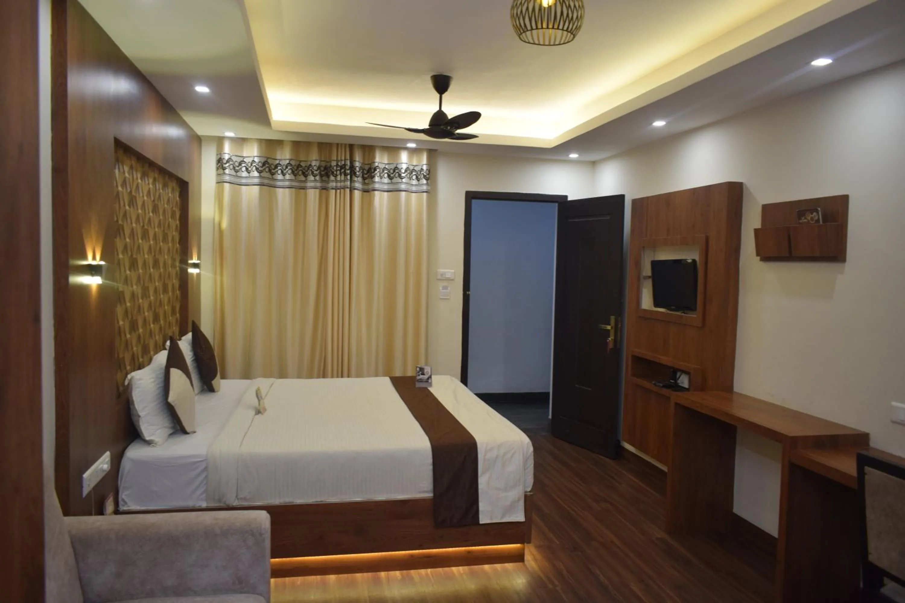 Photo of the whole room, Bed in Hotel Apple Valley