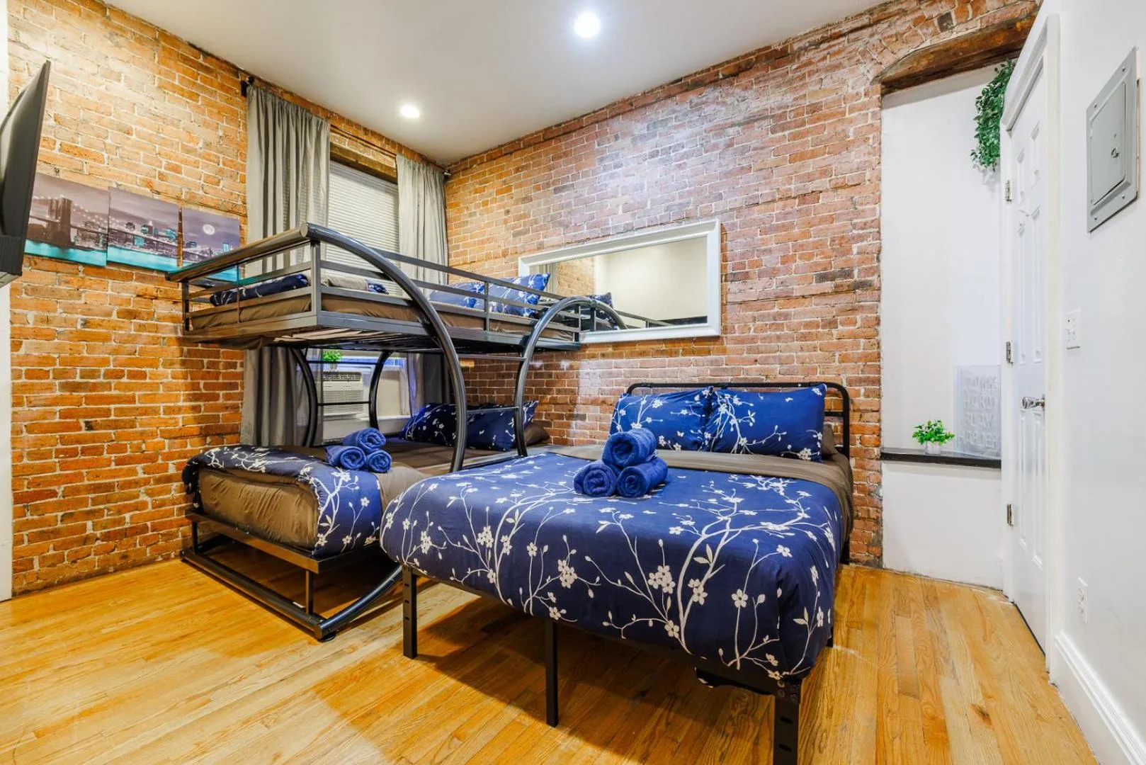 Bed in Studios in New York