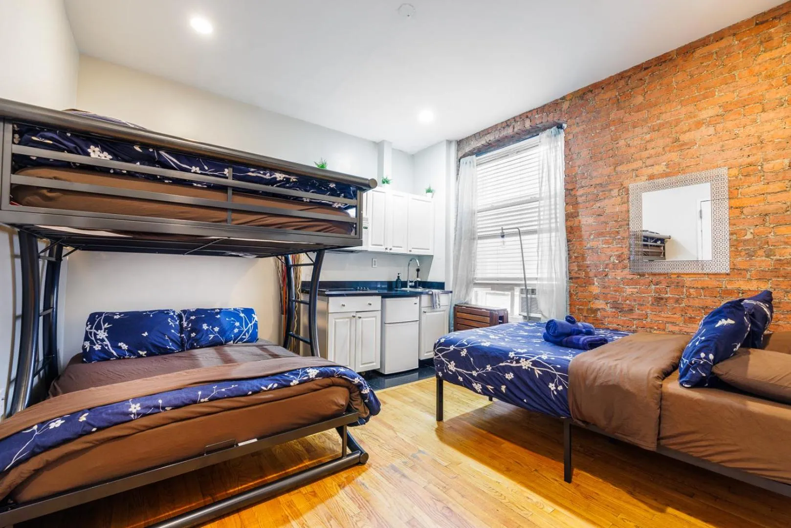 Bed in Studios in New York