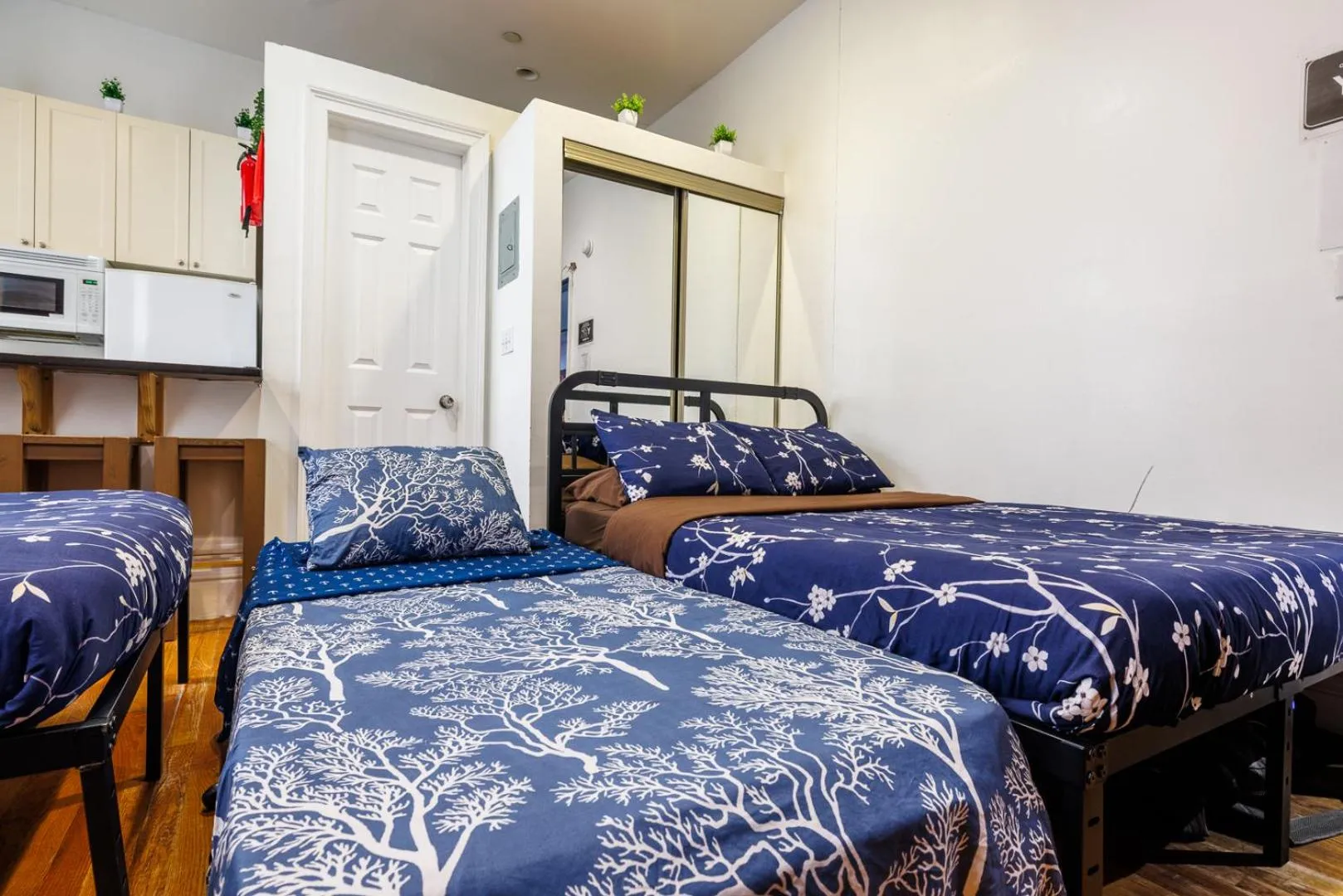 Photo of the whole room, Bed in Studios in New York