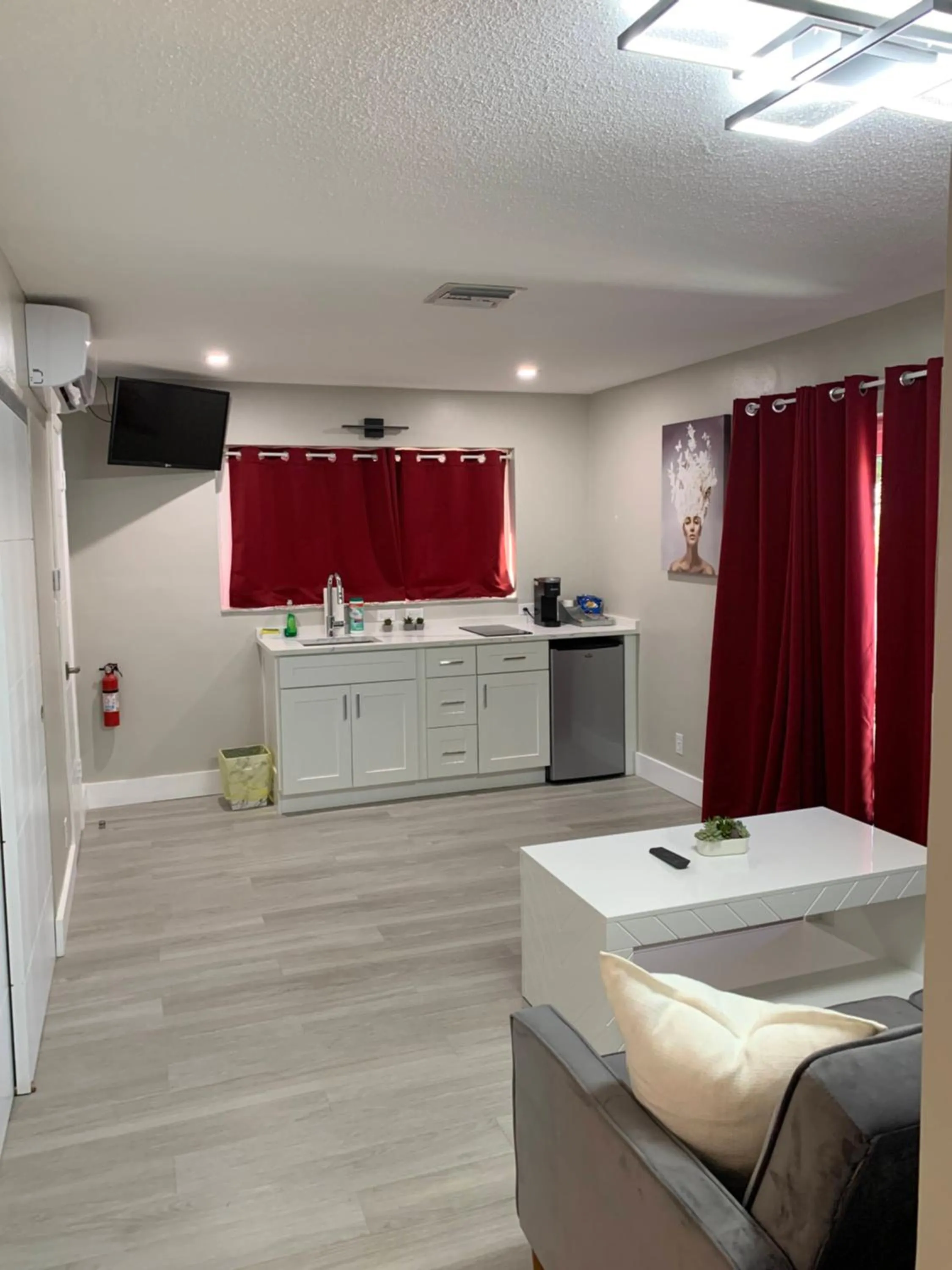 Kitchen or kitchenette in The Tel