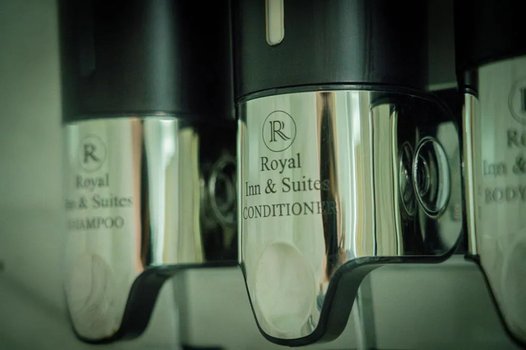 Logo/Certificate/Sign in Royal Inn & Suites