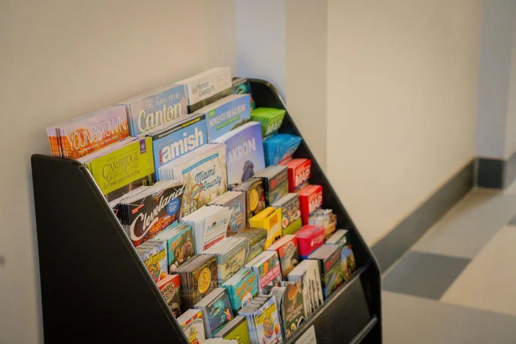 Lobby or reception in Royal Inn & Suites