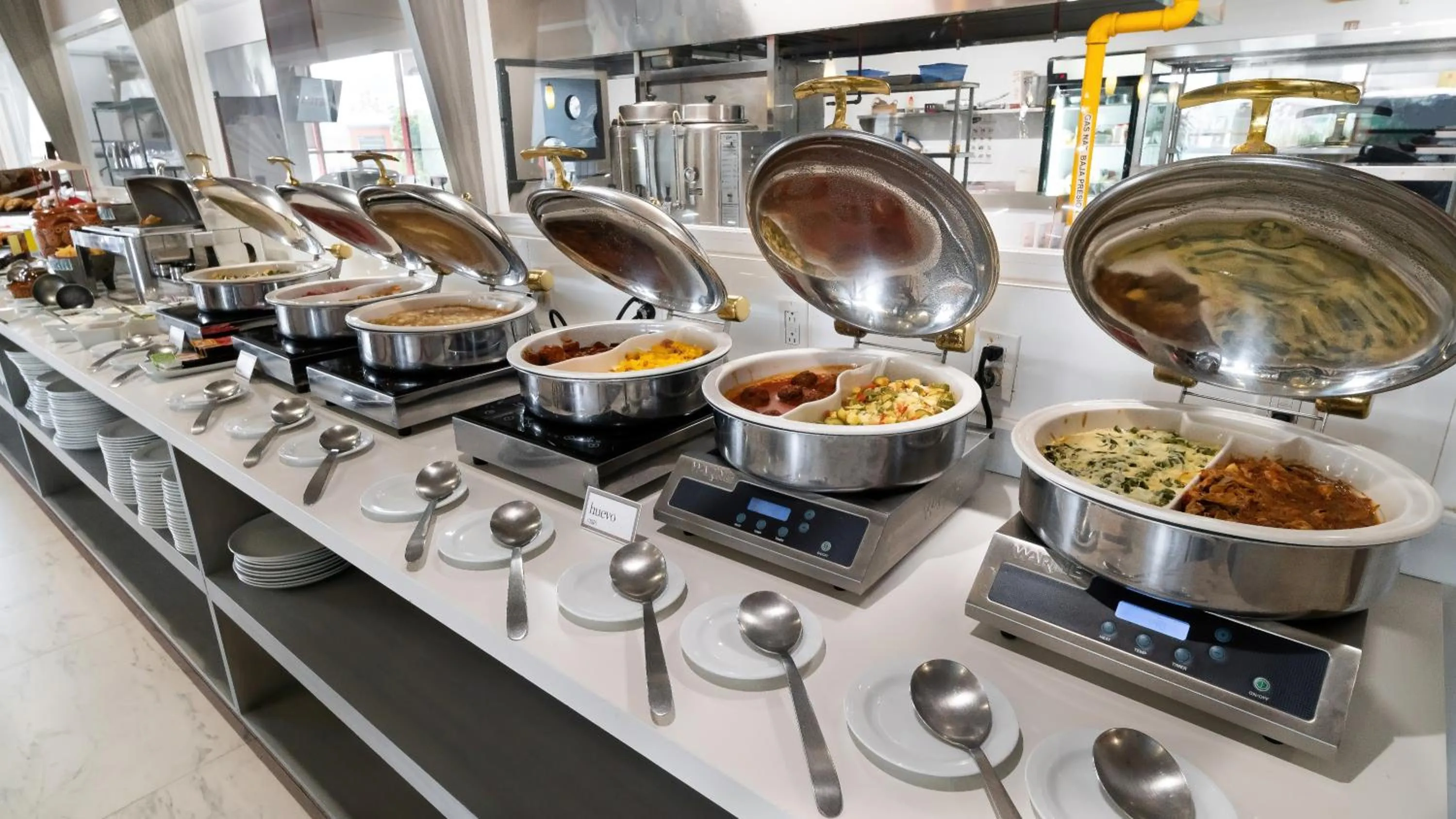 Buffet breakfast in Metria Hotel