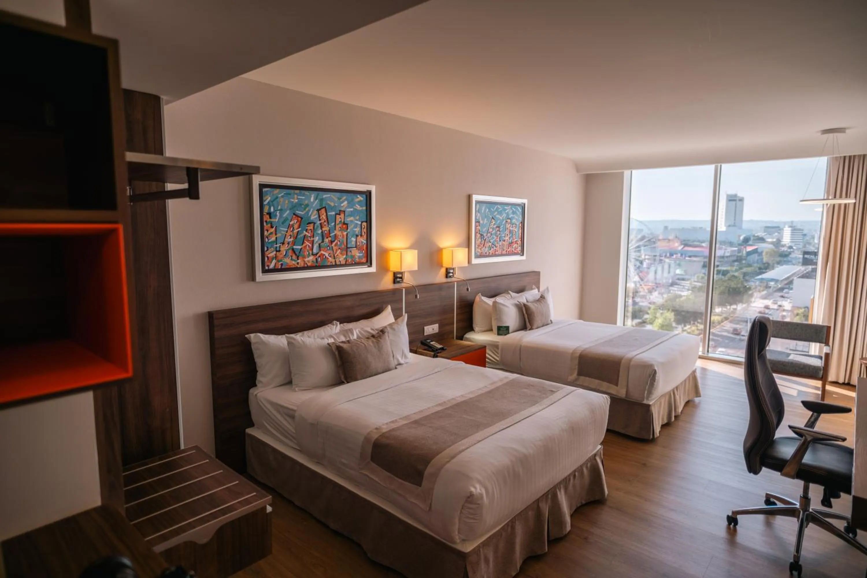 Photo of the whole room, Bed in Metria Hotel