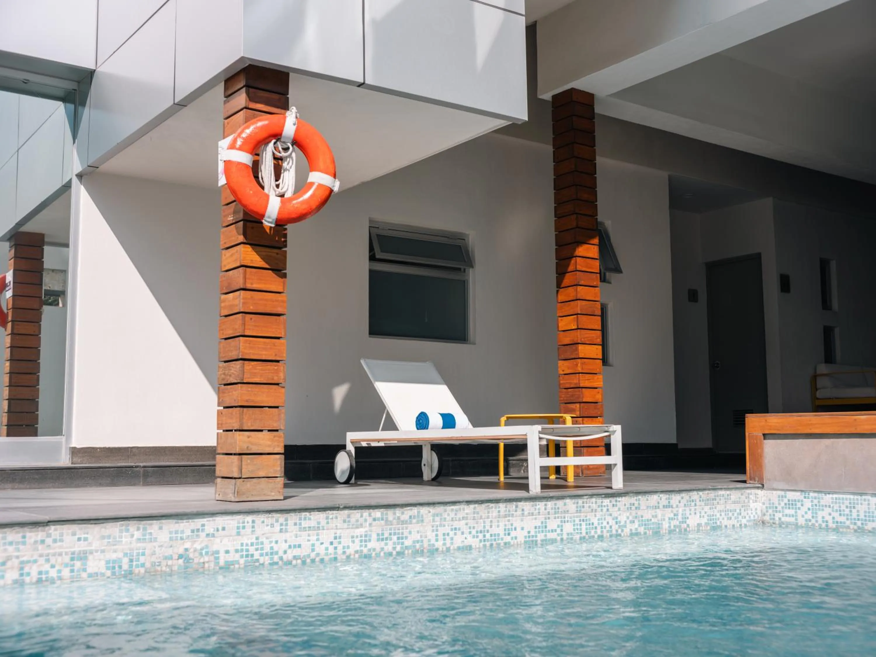 Swimming pool in Metria Hotel