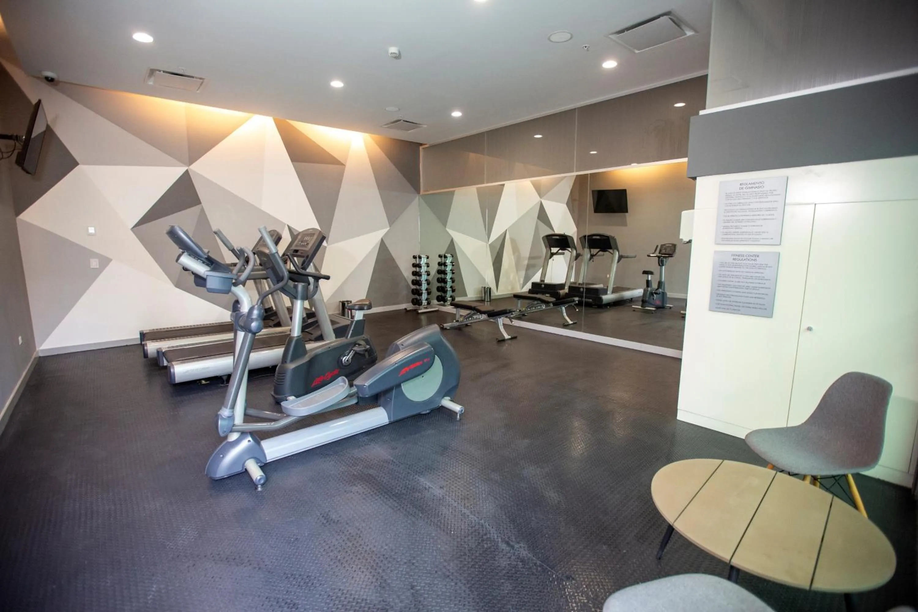 Fitness centre/facilities in Metria Hotel