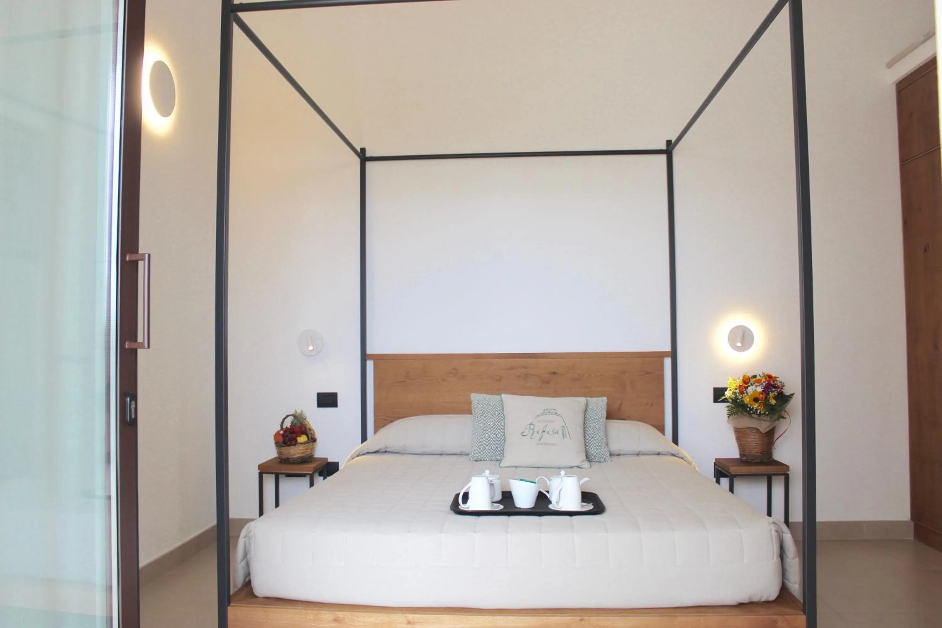 Photo of the whole room, Bed in Masseria Rifisa AgriResort