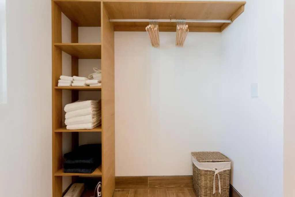 ll Lago at Juanillo Beach