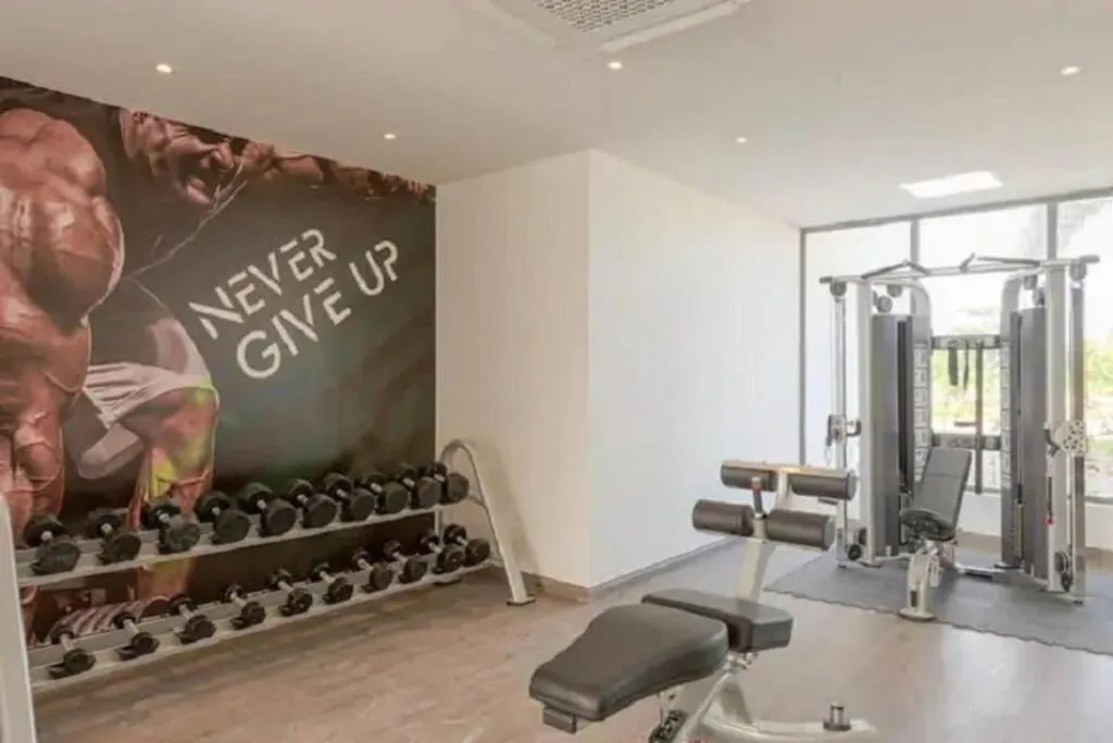 ll Lago at Juanillo Beach