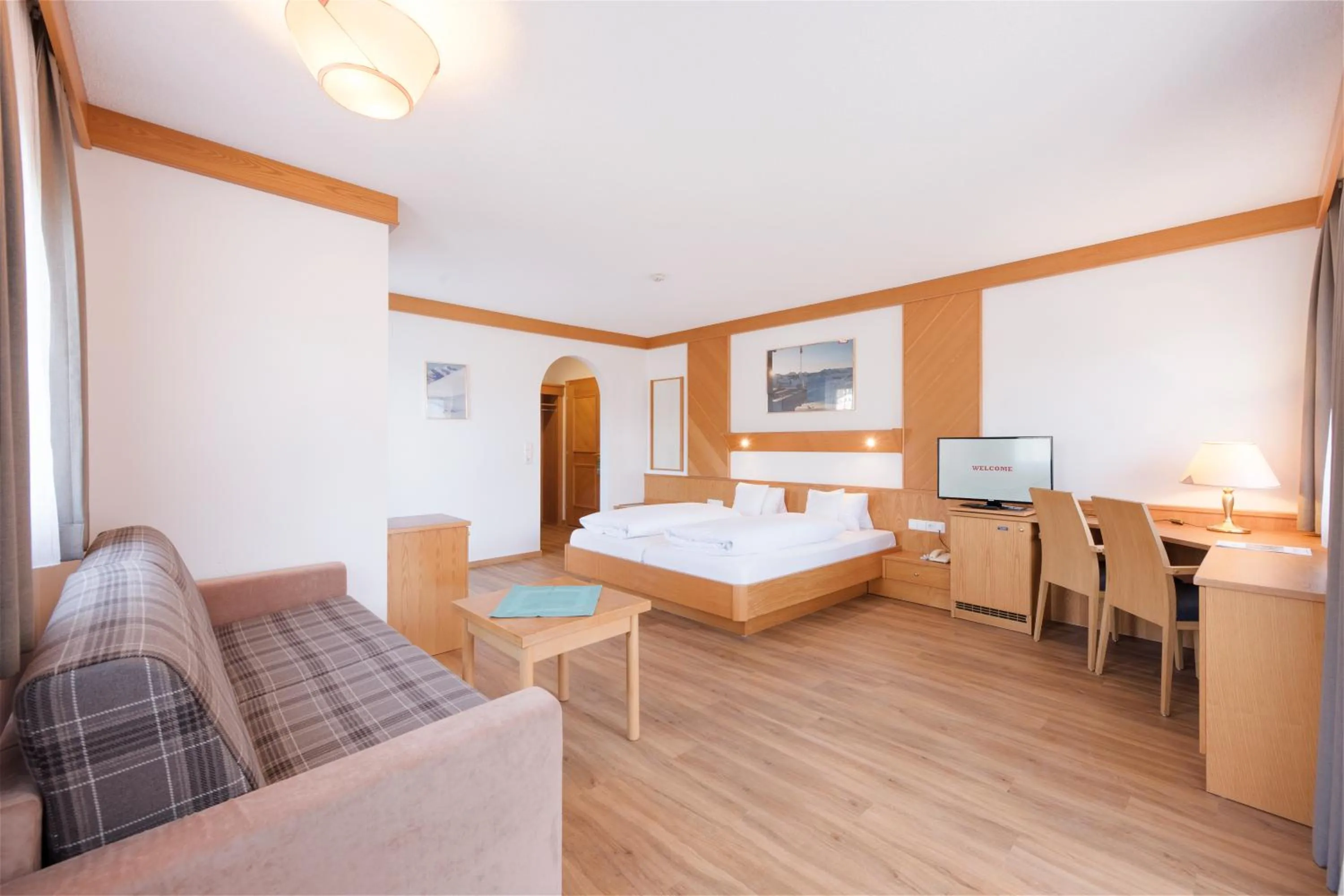 Living room, Bed in Der Waldhof