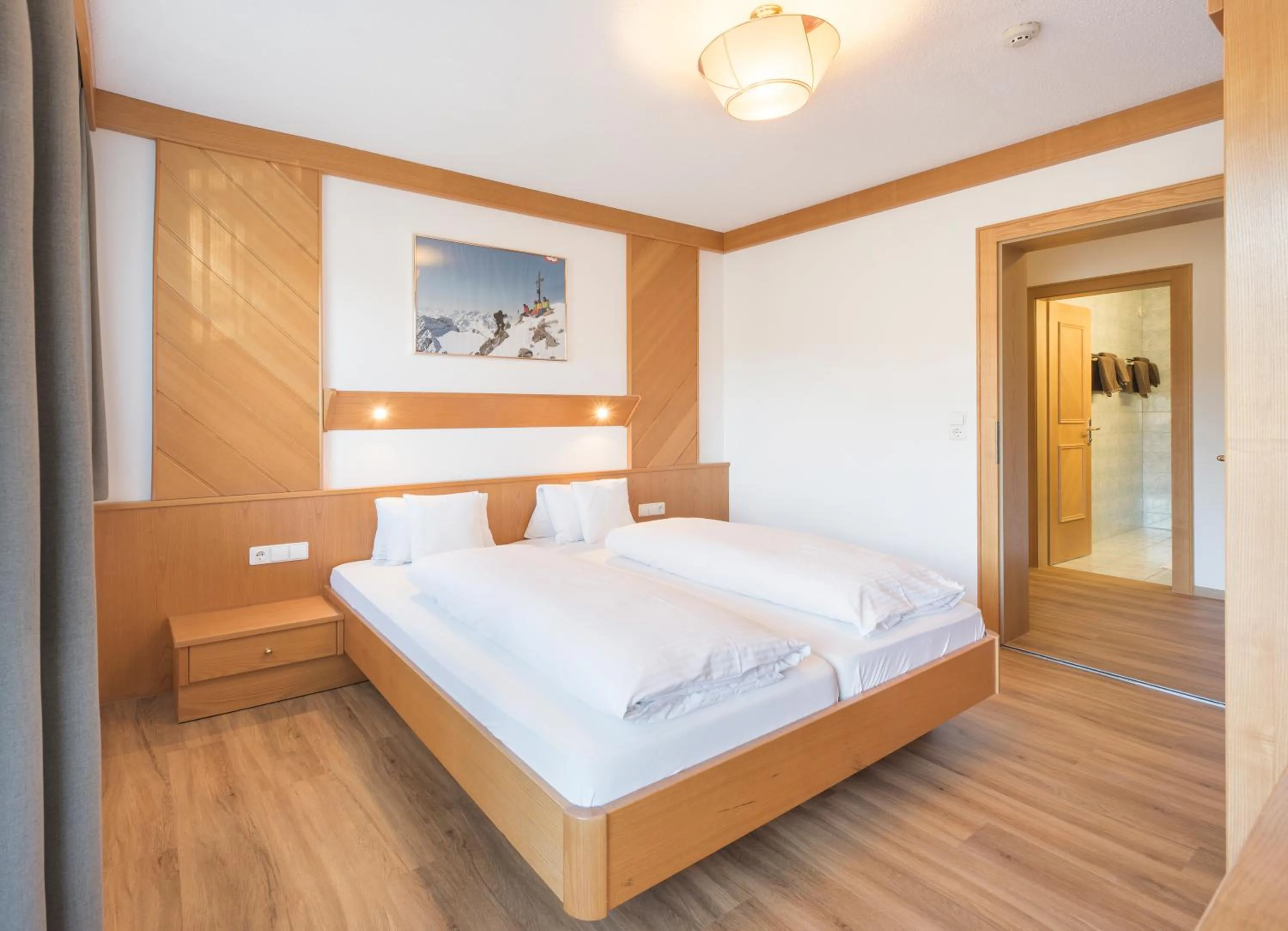 Photo of the whole room, Bed in Der Waldhof