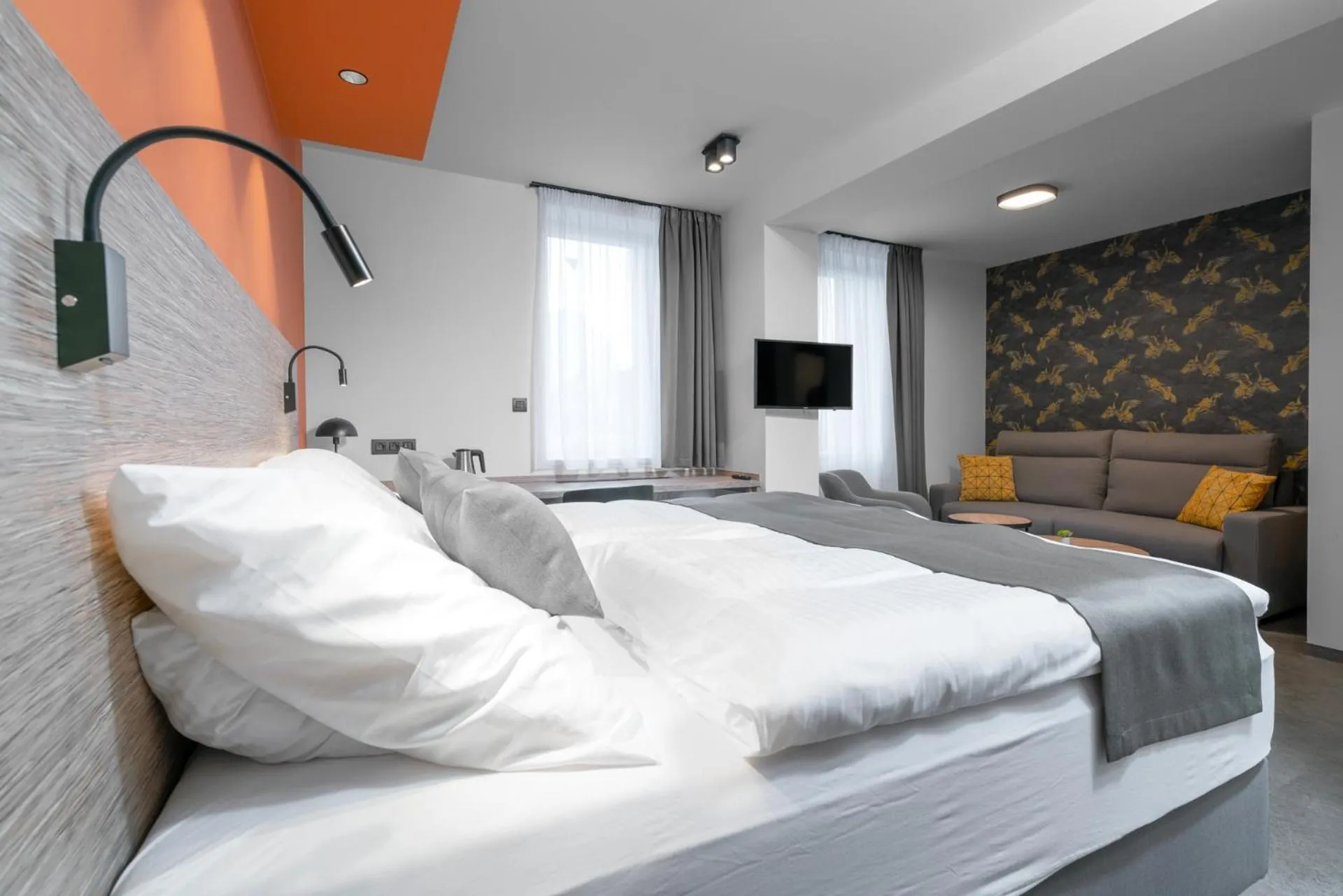 Photo of the whole room, Bed in Hotel Diana