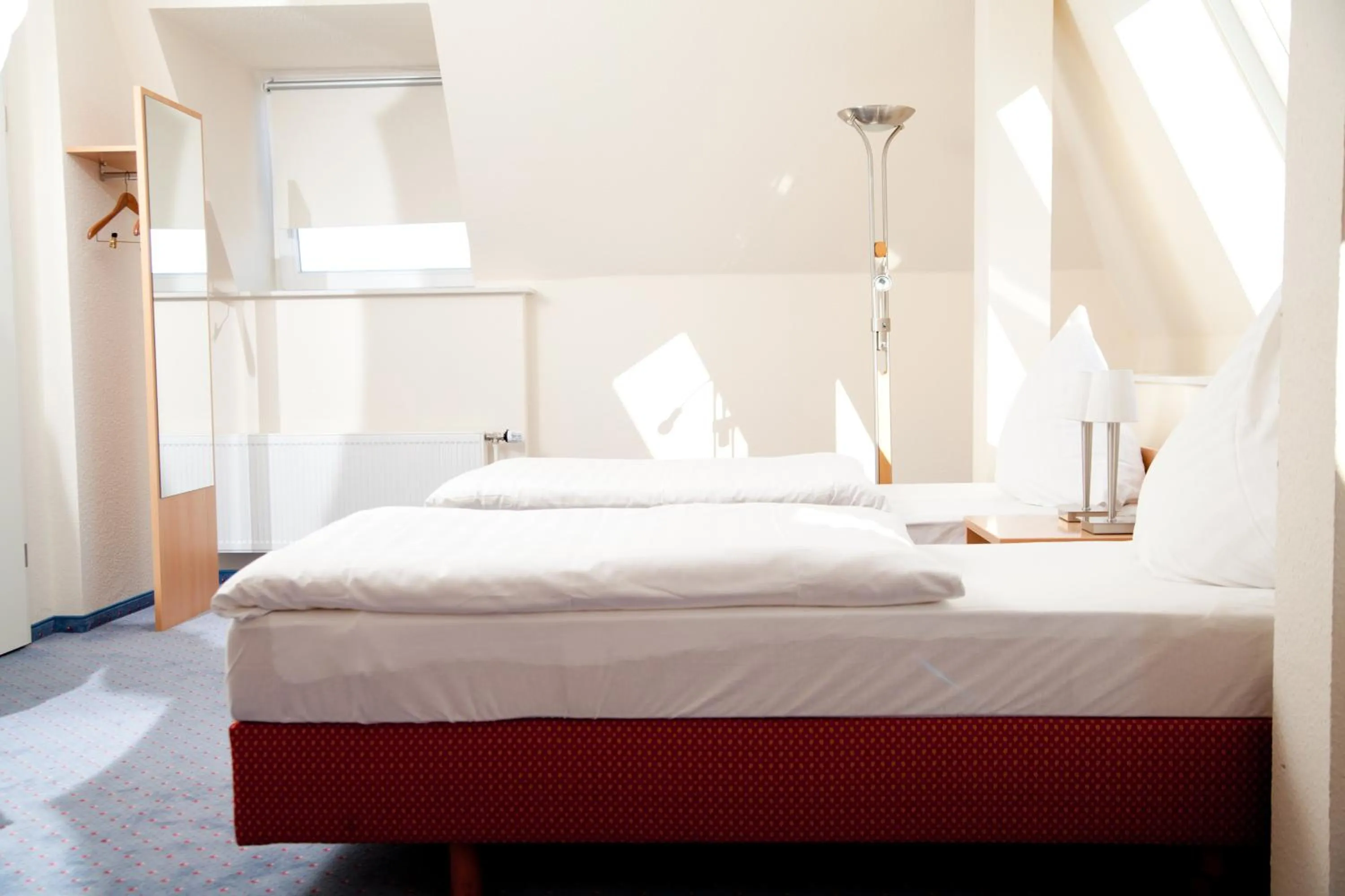 Photo of the whole room, Bed in City Hotel