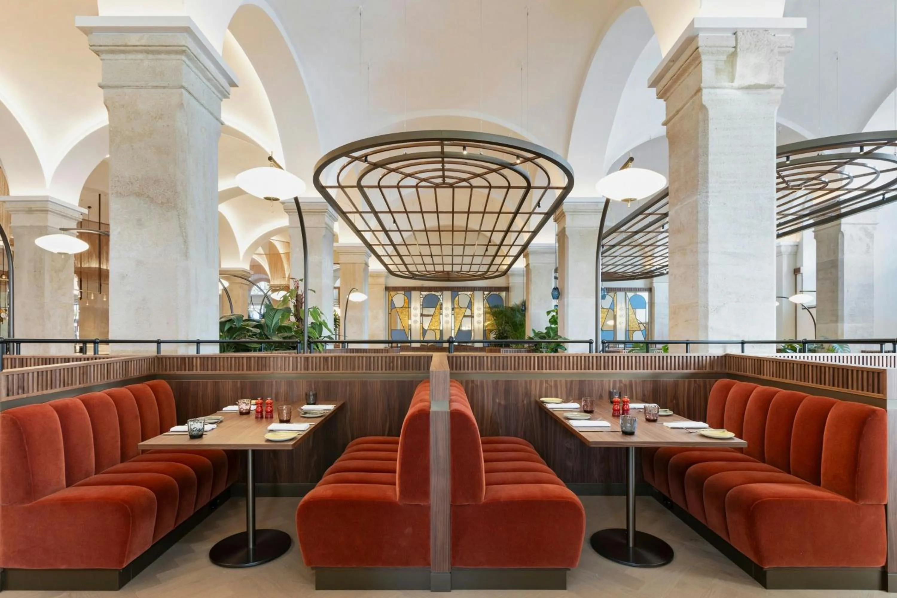 Restaurant/places to eat in Imperial Riding School, Autograph Collection