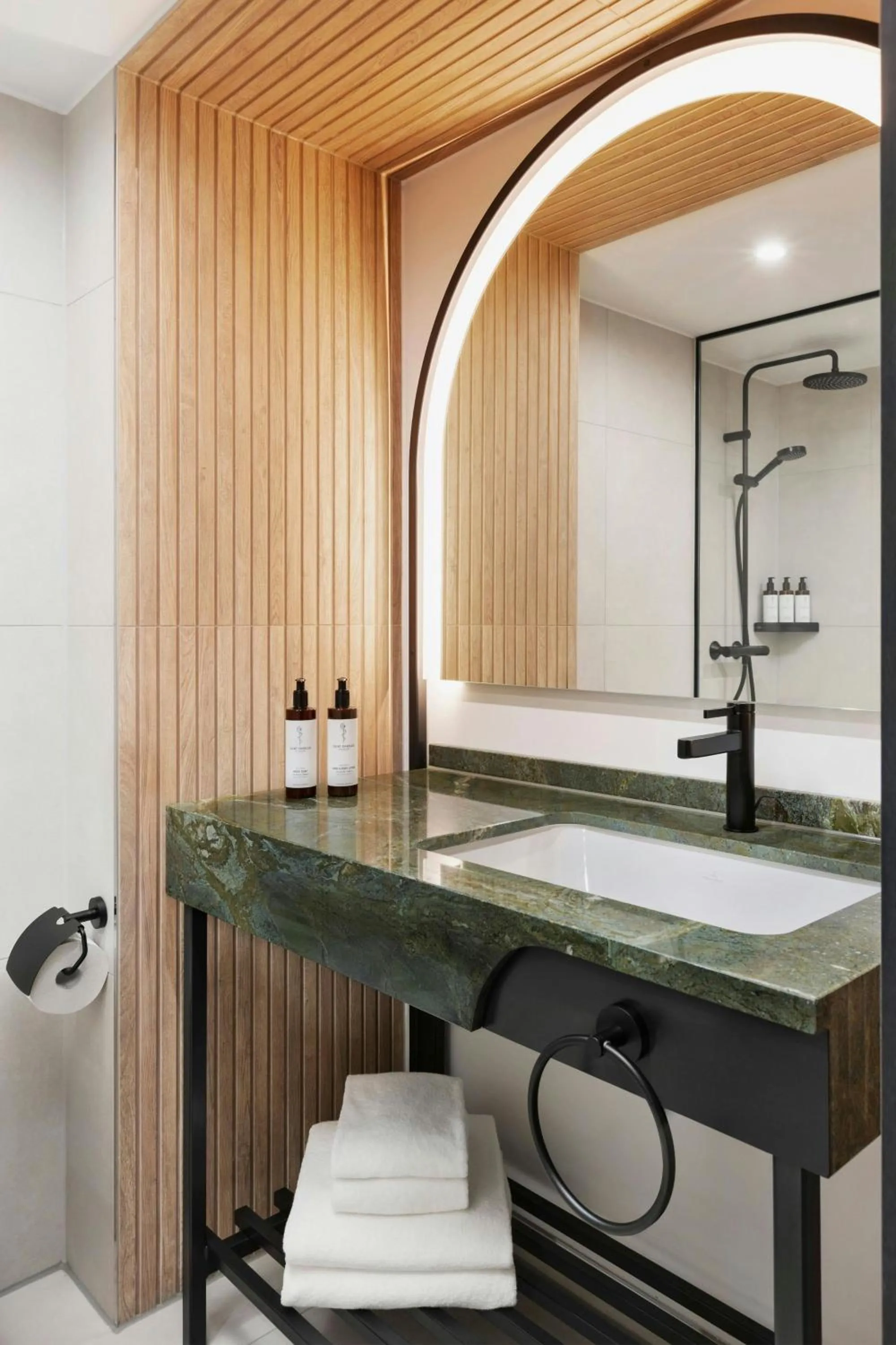 Bathroom in Imperial Riding School, Autograph Collection