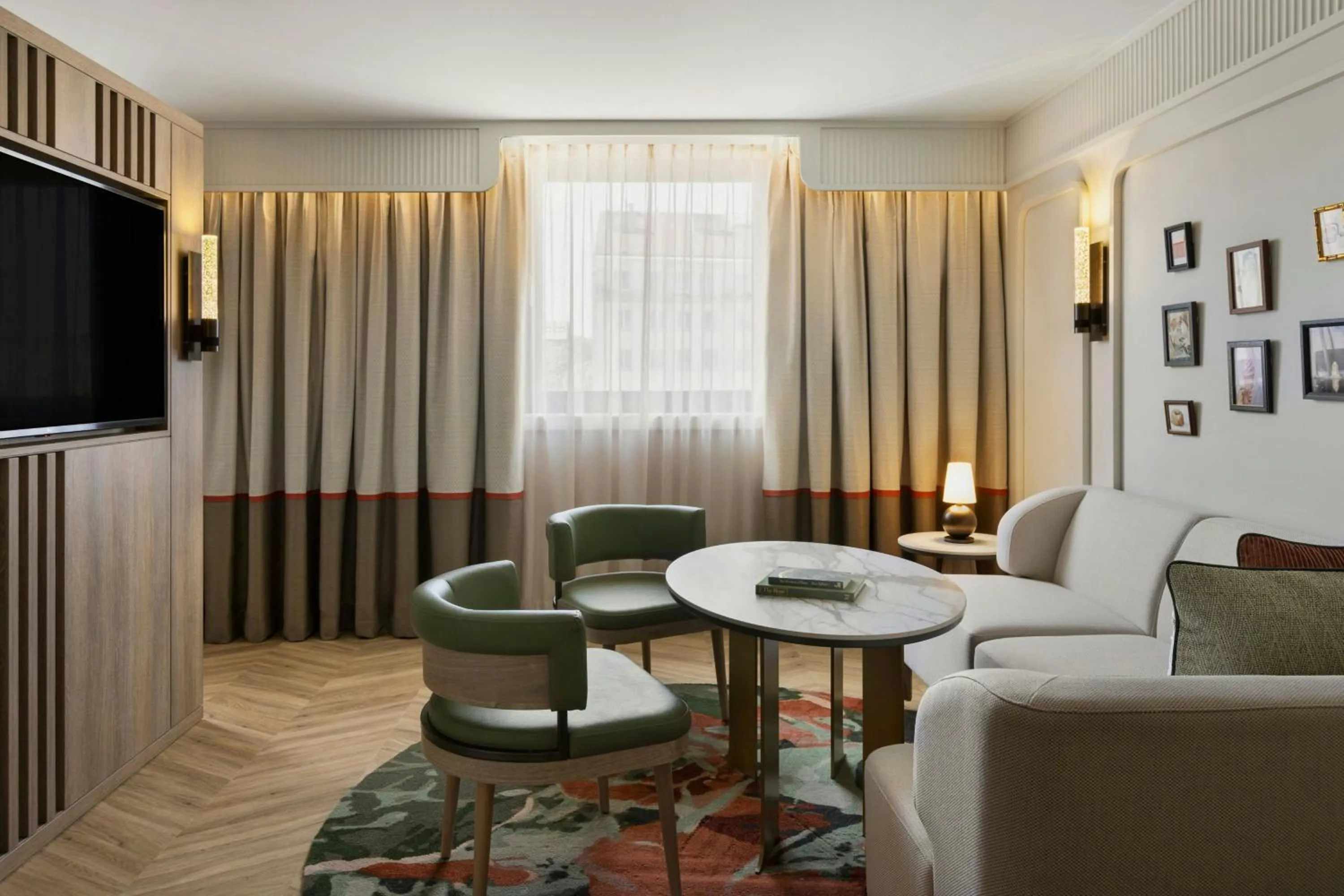 Photo of the whole room in Imperial Riding School, Autograph Collection