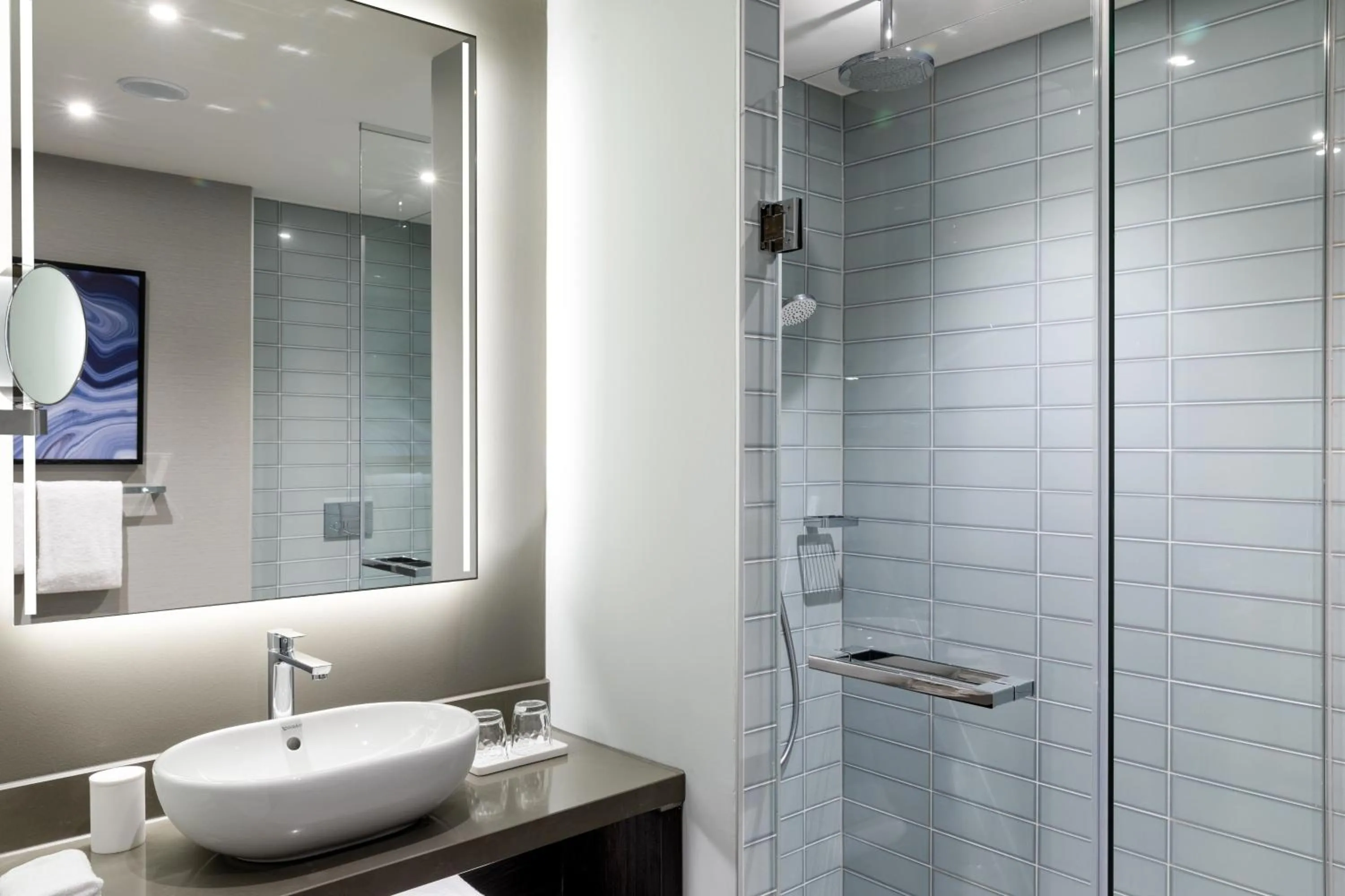 Bathroom in The Den, 's-Hertogenbosch, a Tribute Portfolio Hotel