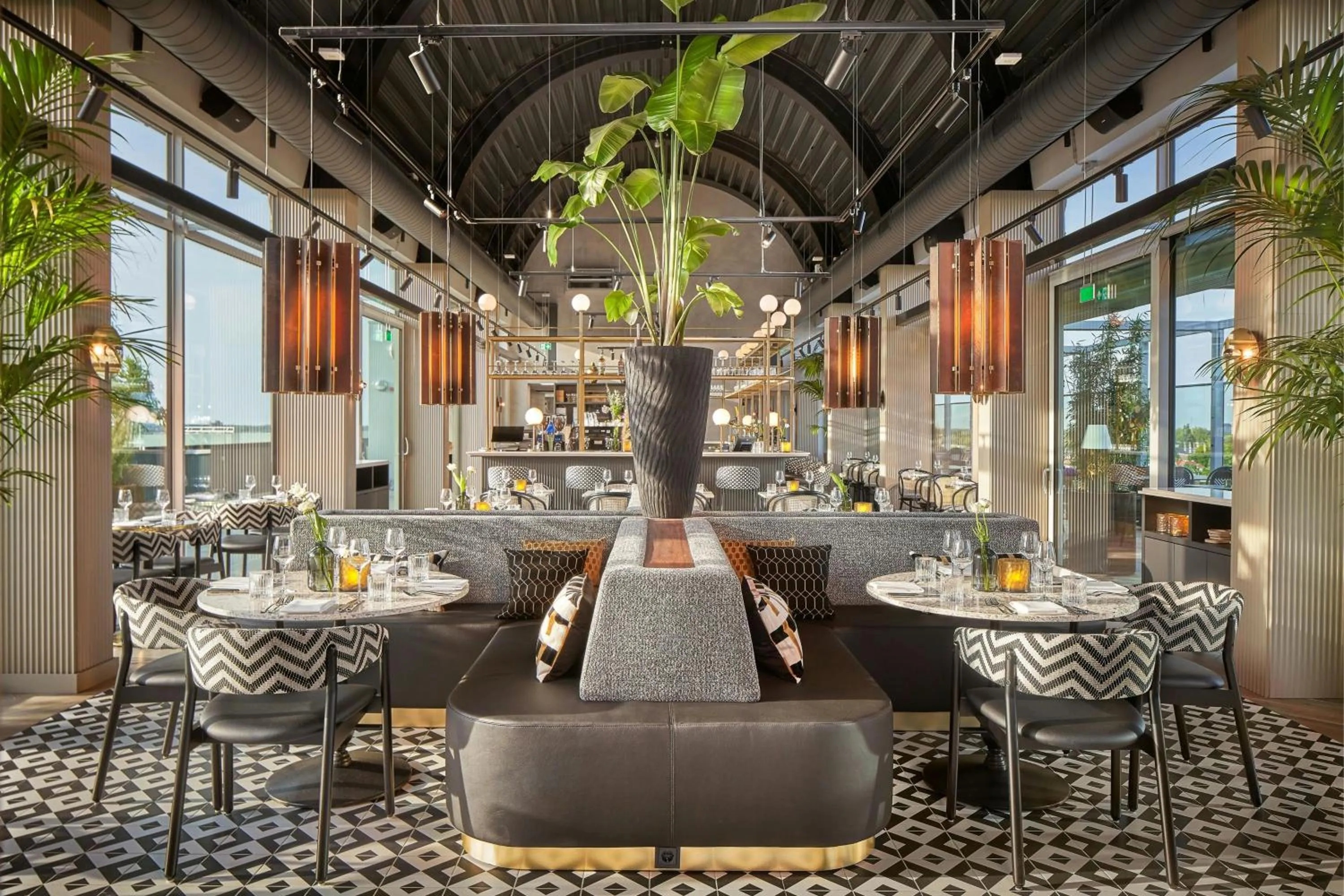 Restaurant/places to eat in The Den, 's-Hertogenbosch, a Tribute Portfolio Hotel