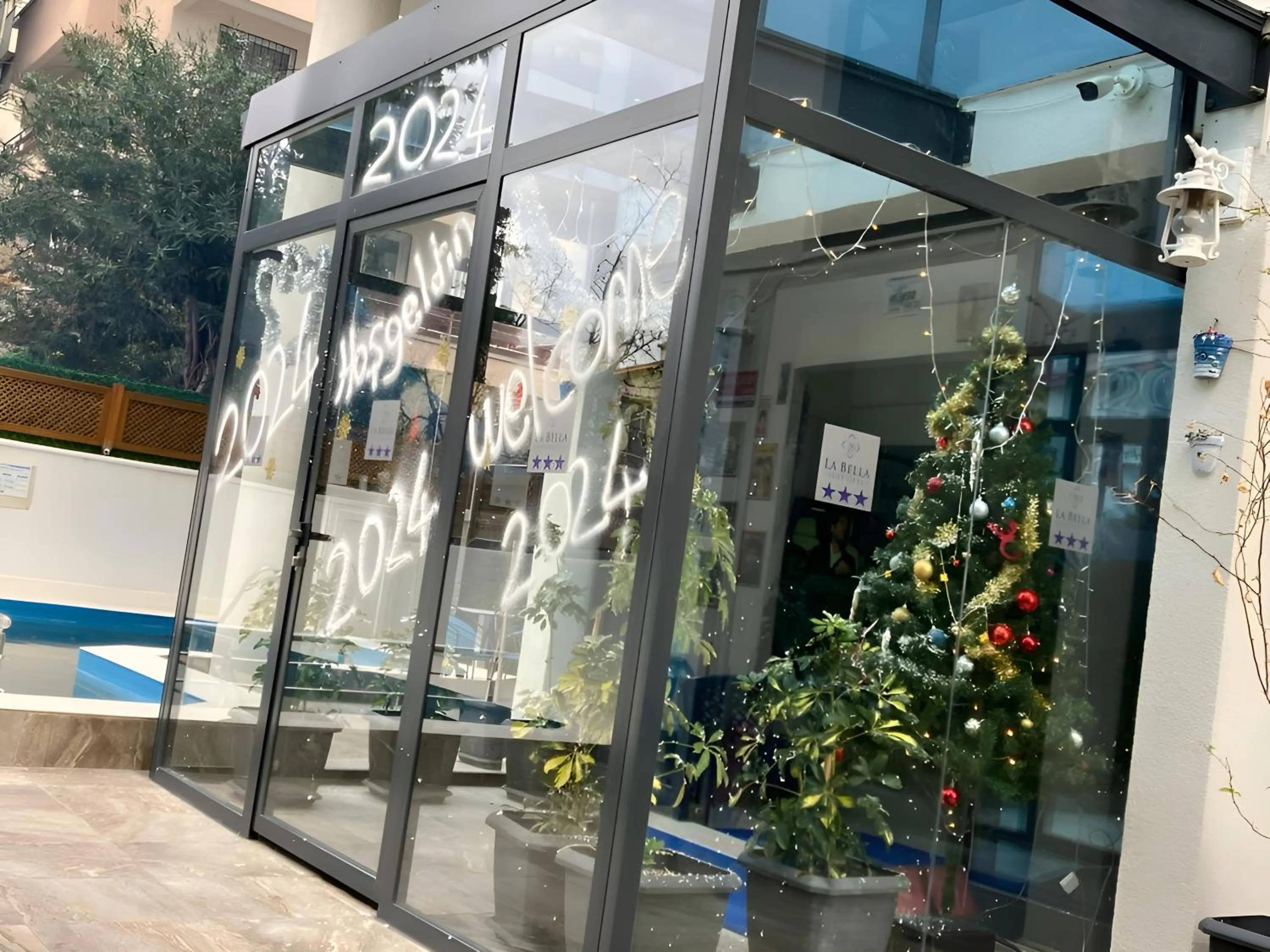 Facade/entrance in La Bella Suit Otel