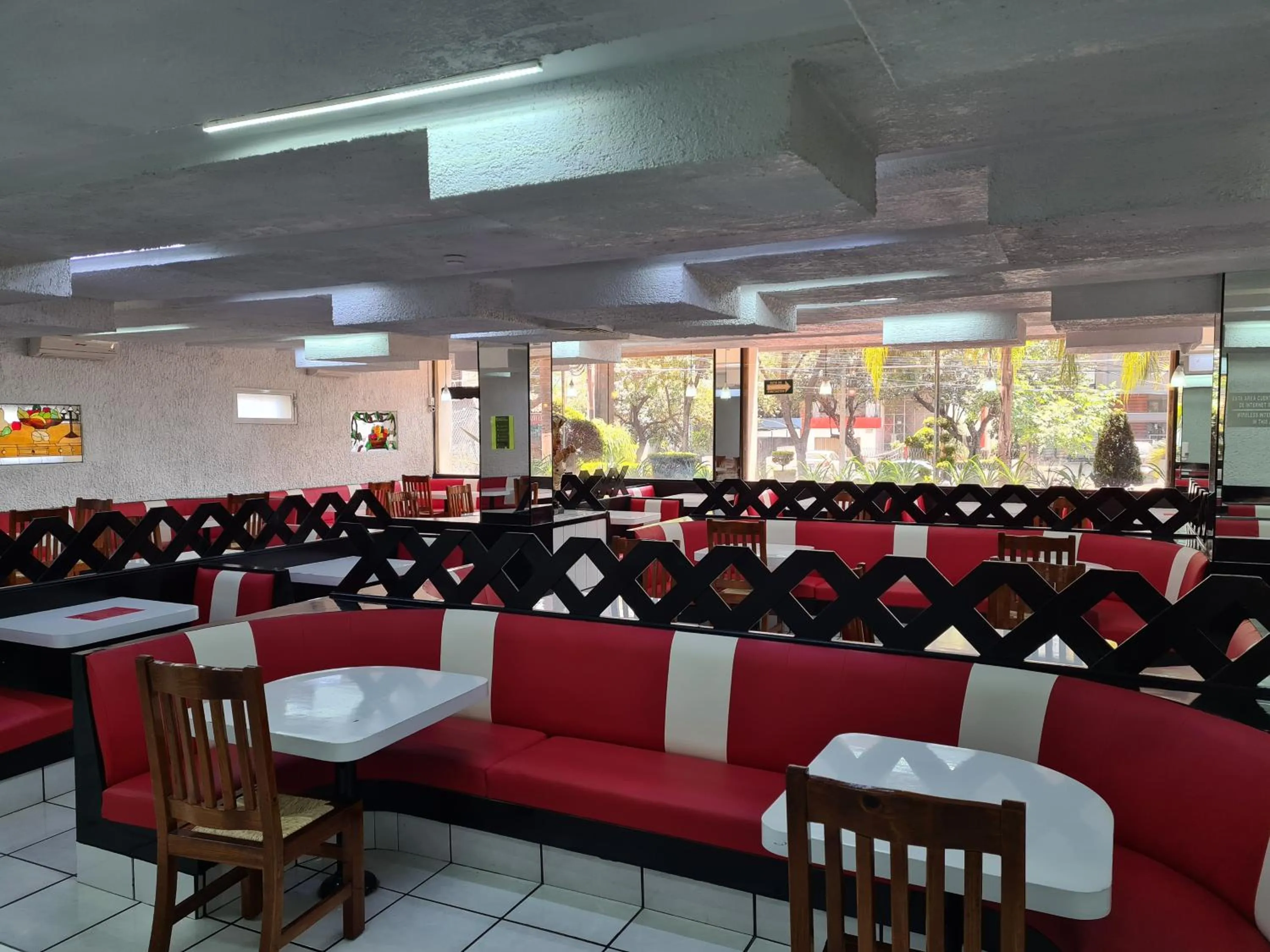 Restaurant/places to eat in Hotel Las Pergolas