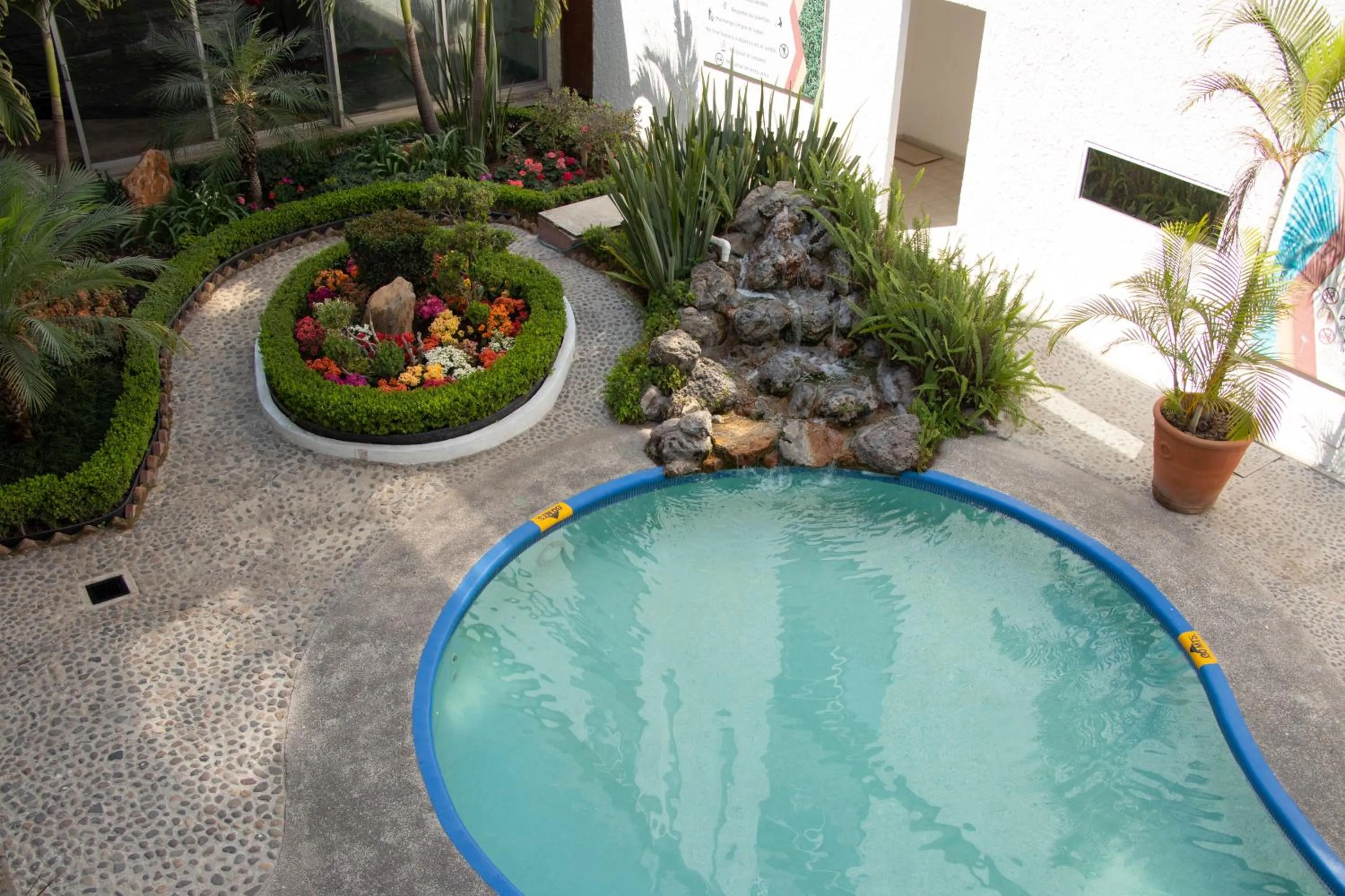 Swimming pool in Hotel Las Pergolas