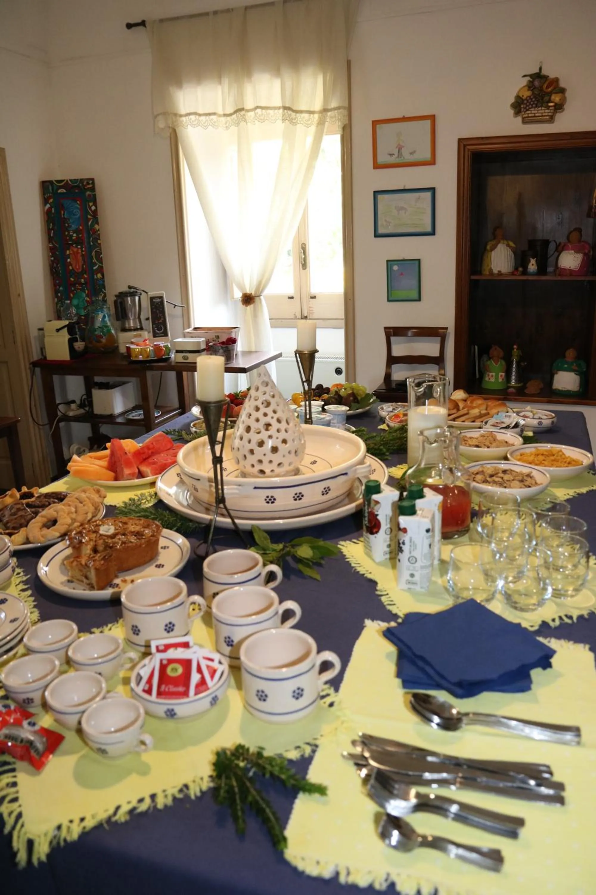 Buffet breakfast in B&B Il Giardino di Paola