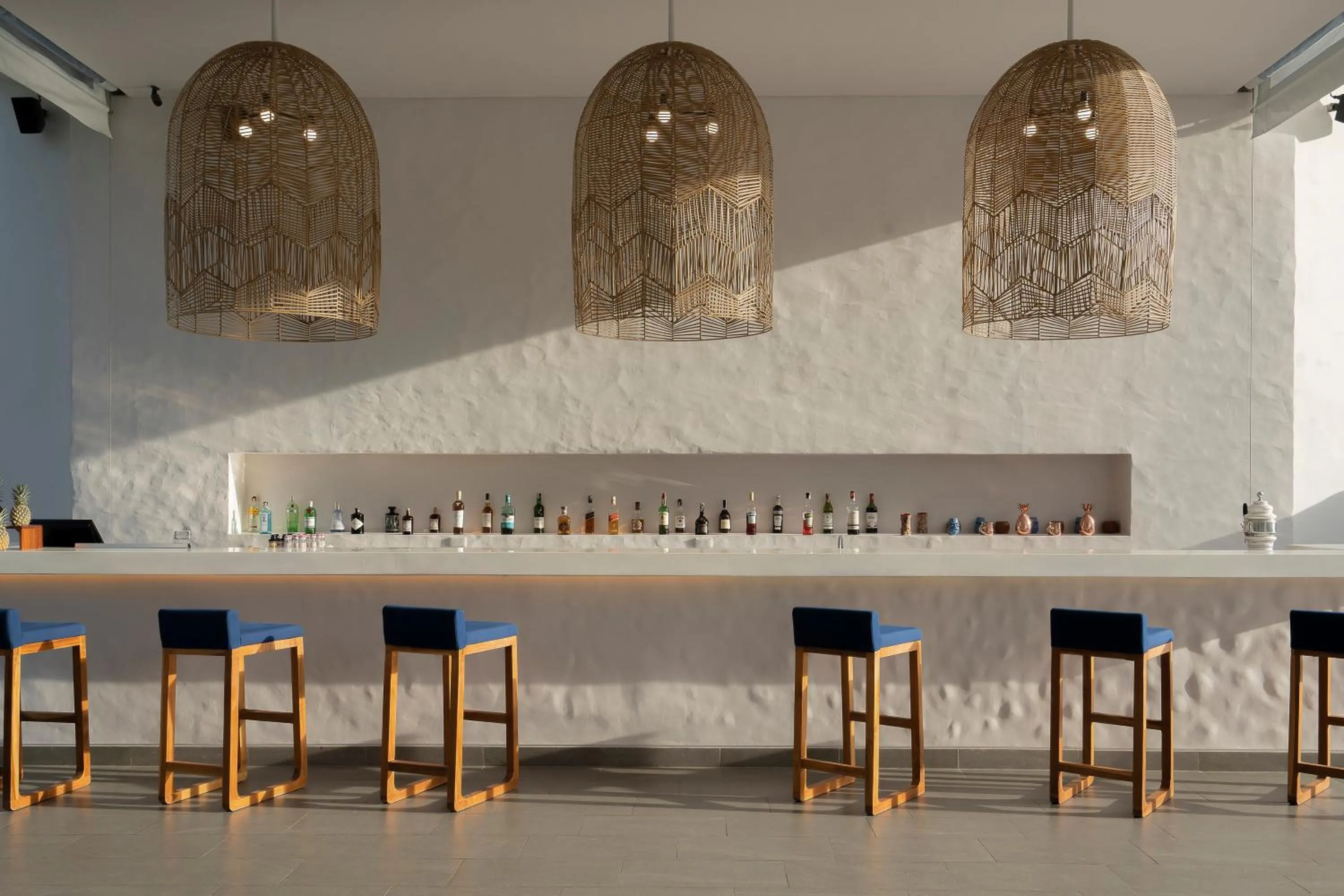 Lounge or bar in Meliá Phuket Mai Khao