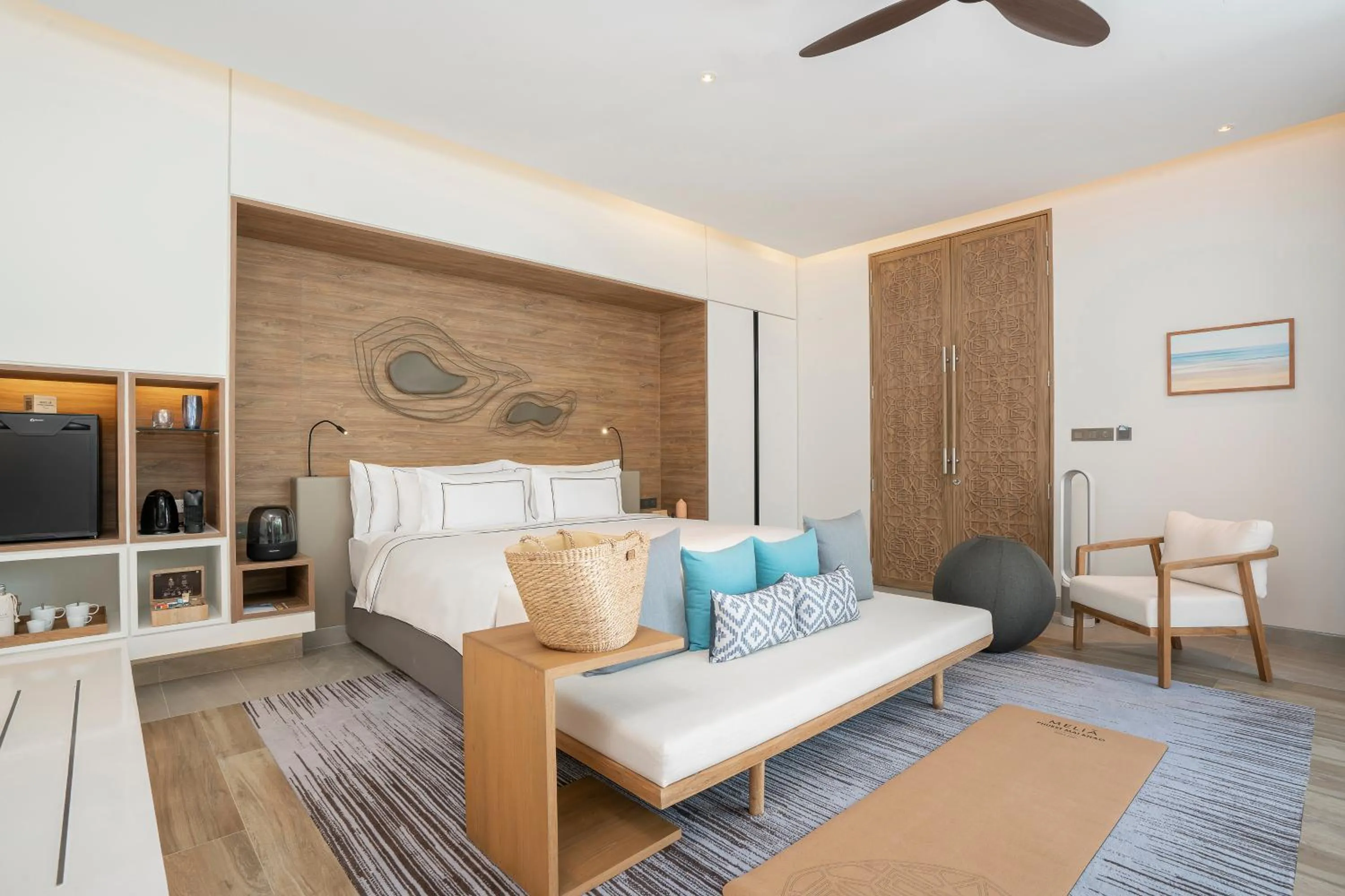 Bed in Meliá Phuket Mai Khao