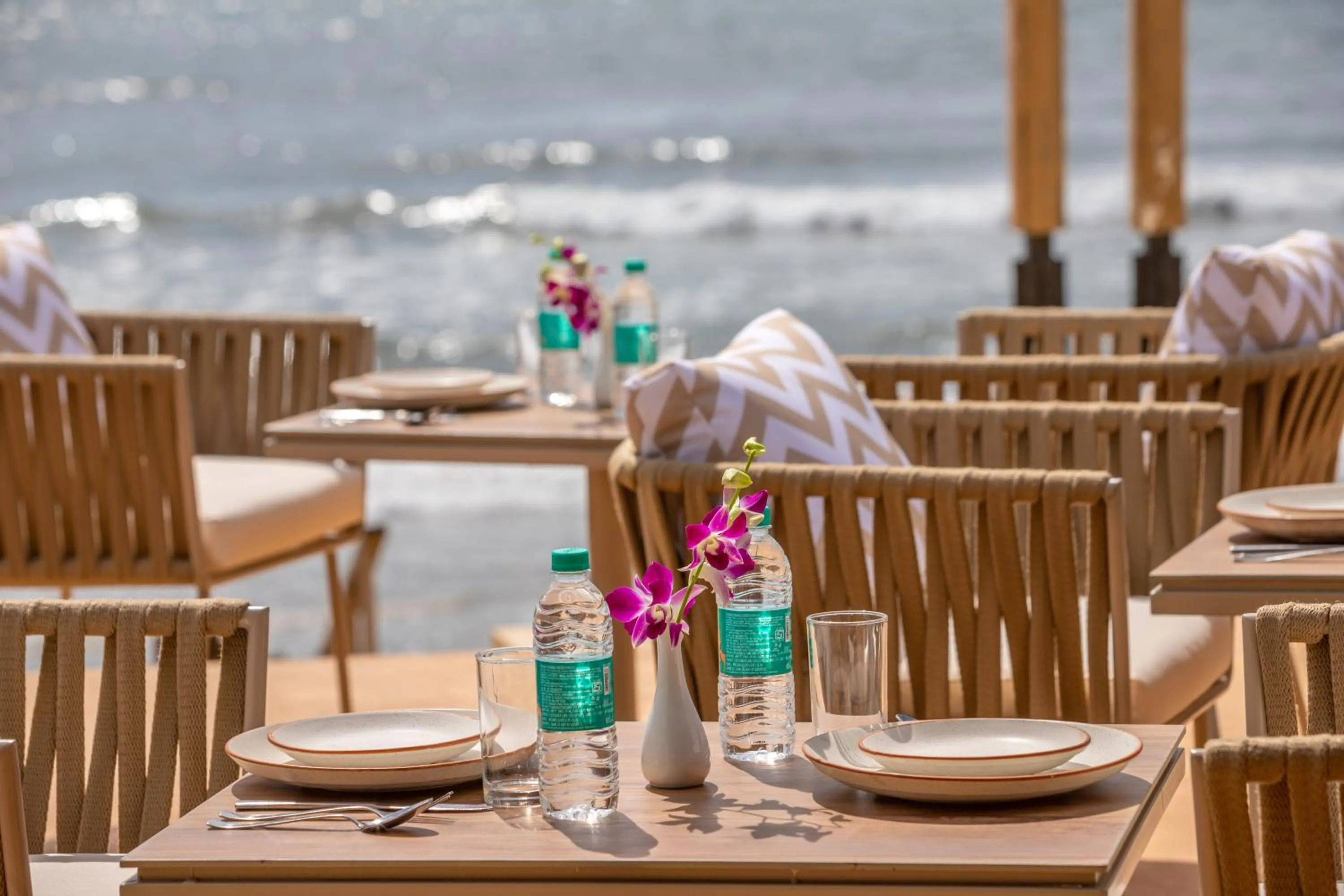 Restaurant/places to eat in Sibaya Beach Resort, Morjim